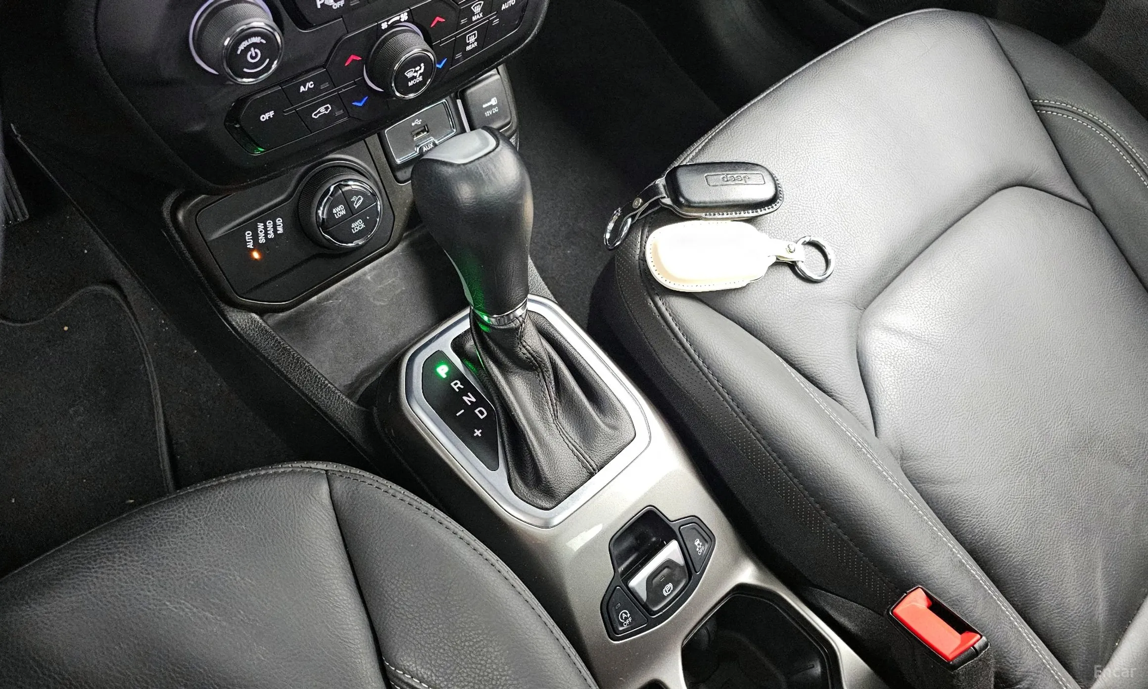 Jeep Renegade превью 9