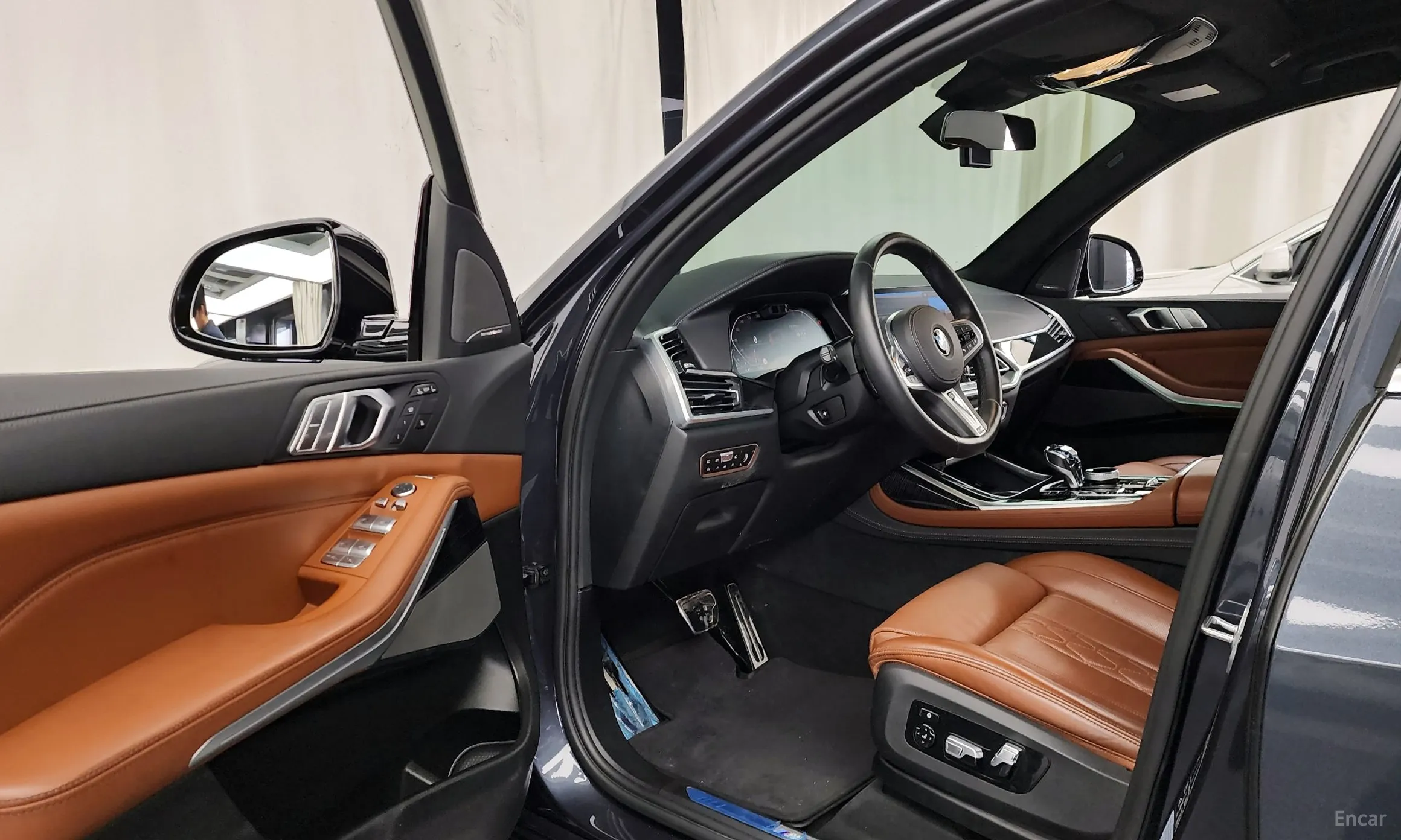 BMW X7 (G07) превью 10