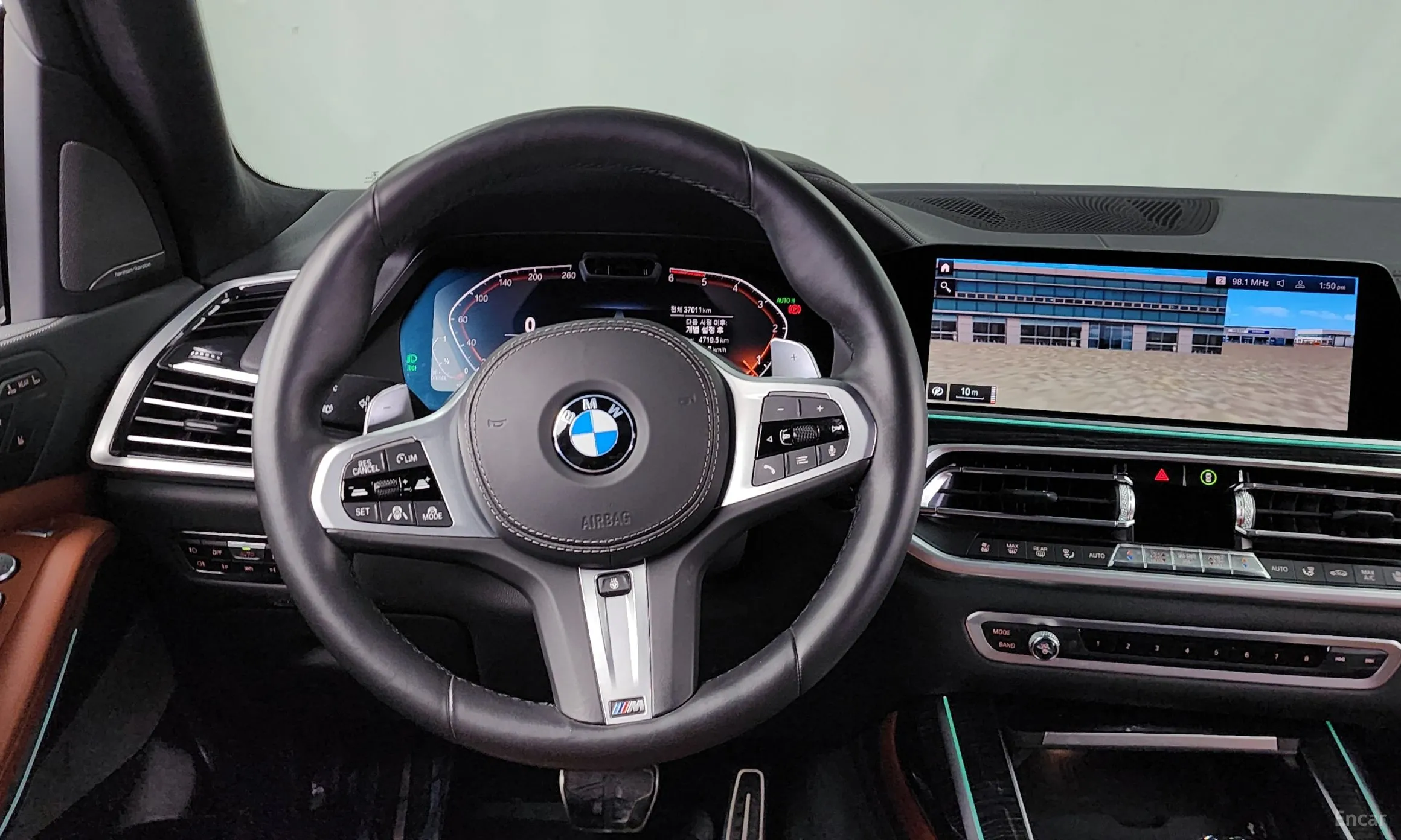 BMW X7 (G07) превью 13
