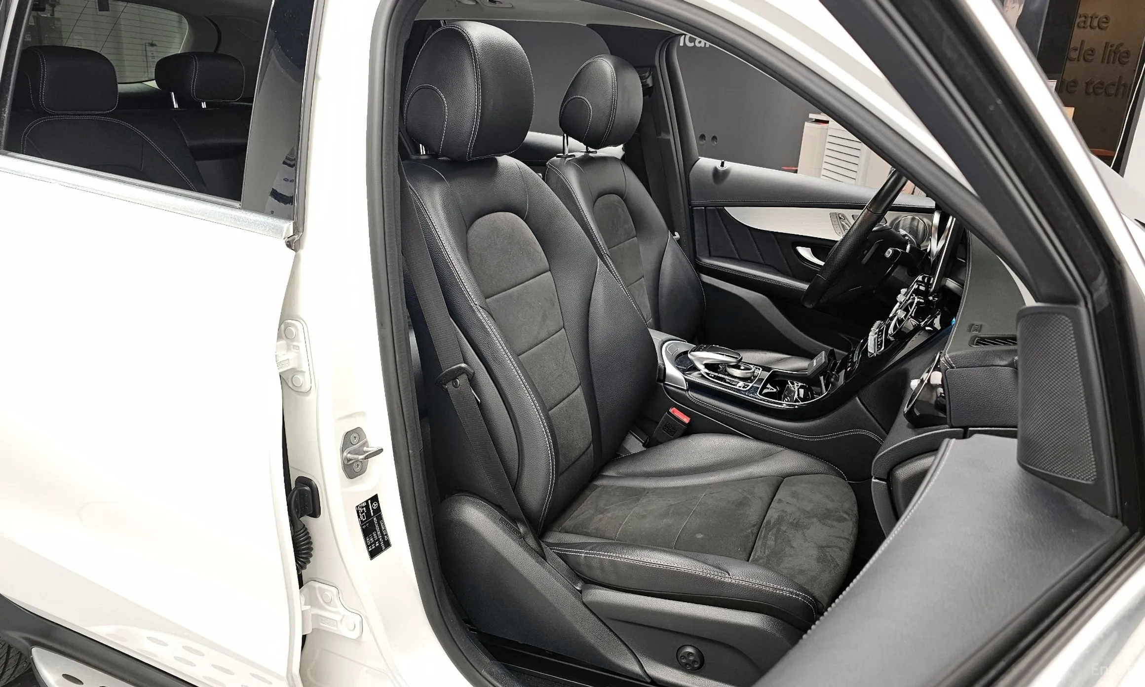 Mercedes Benz GLC-Class X253 превью 19