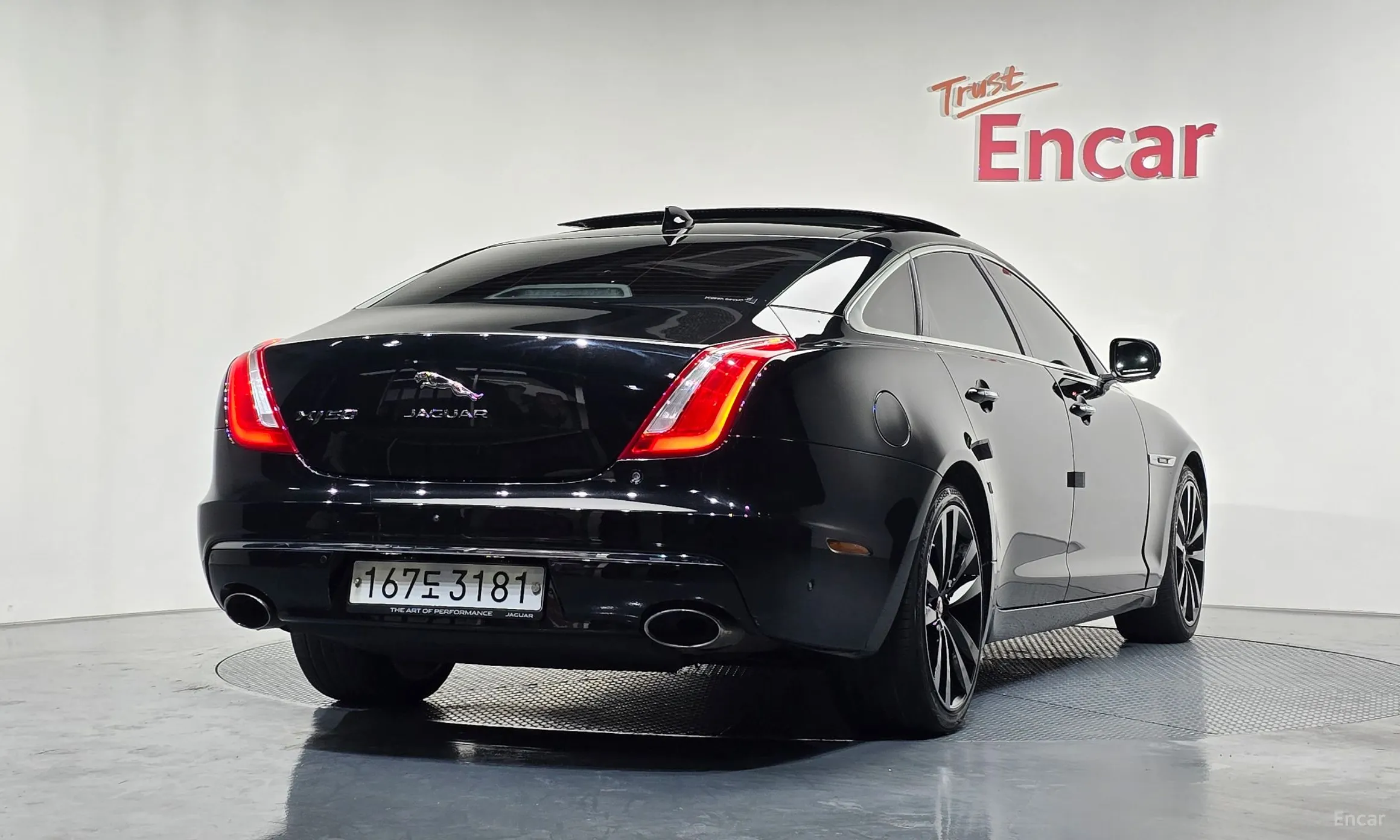 Jaguar All New XJ превью 2