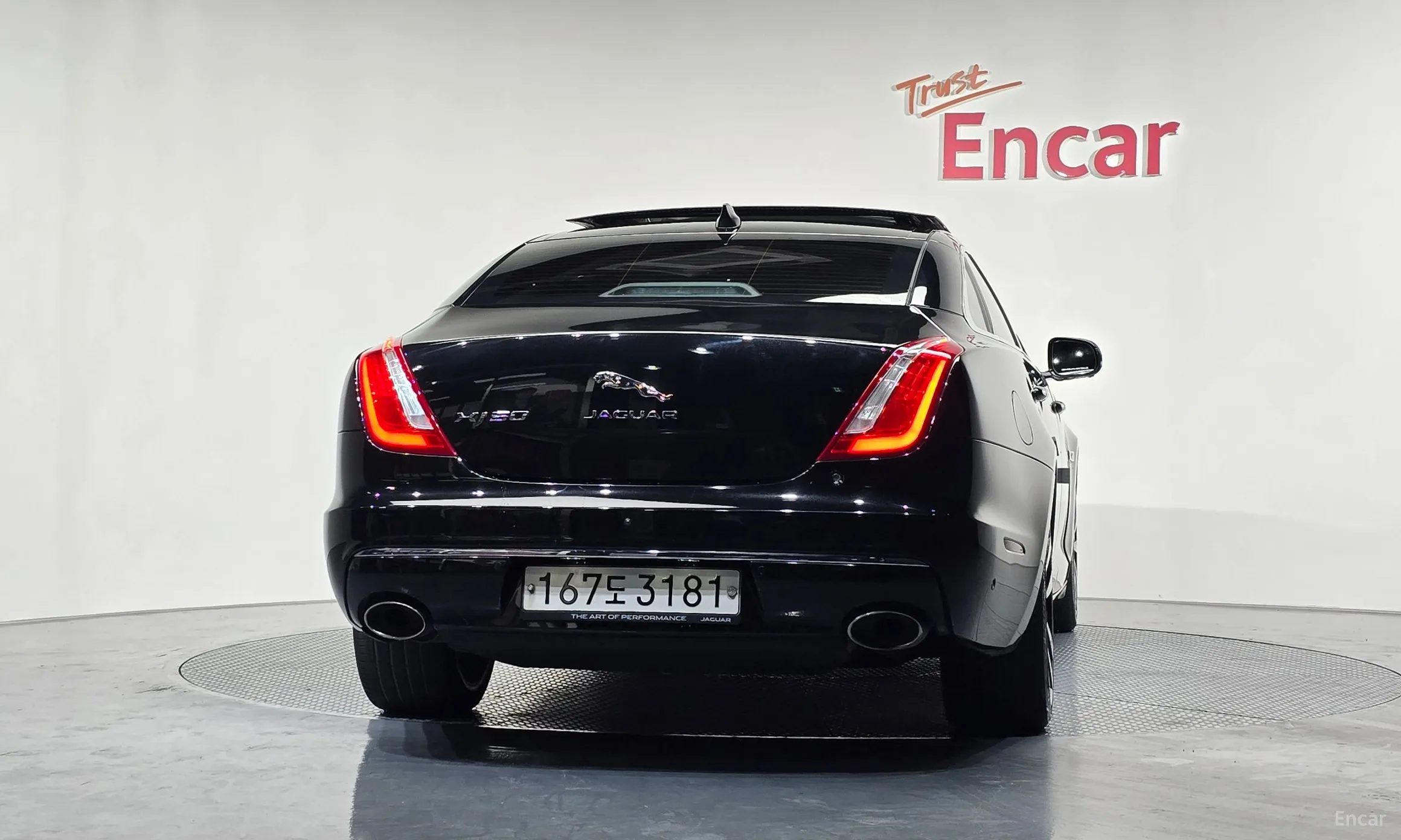 Jaguar All New XJ превью 4
