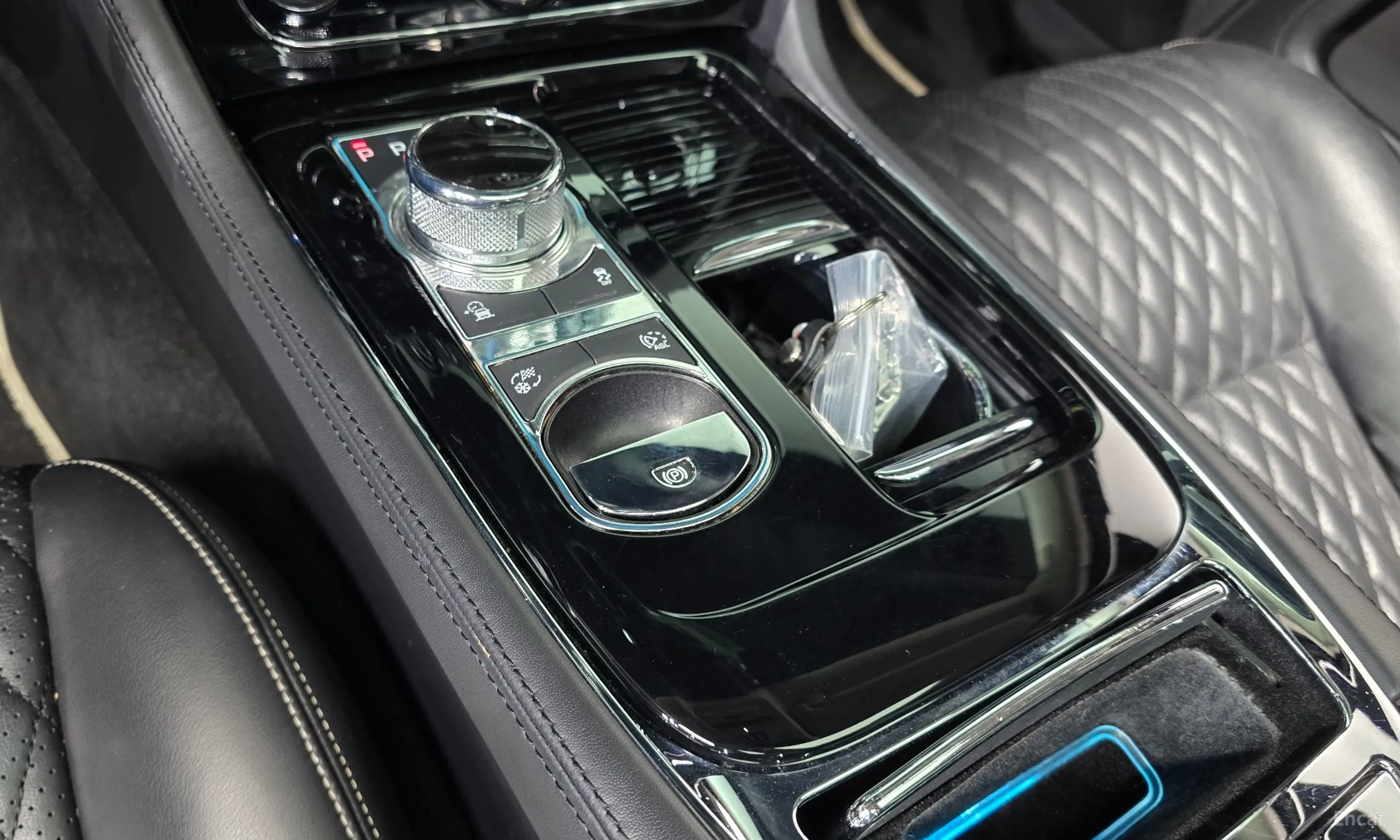 Jaguar All New XJ превью 9