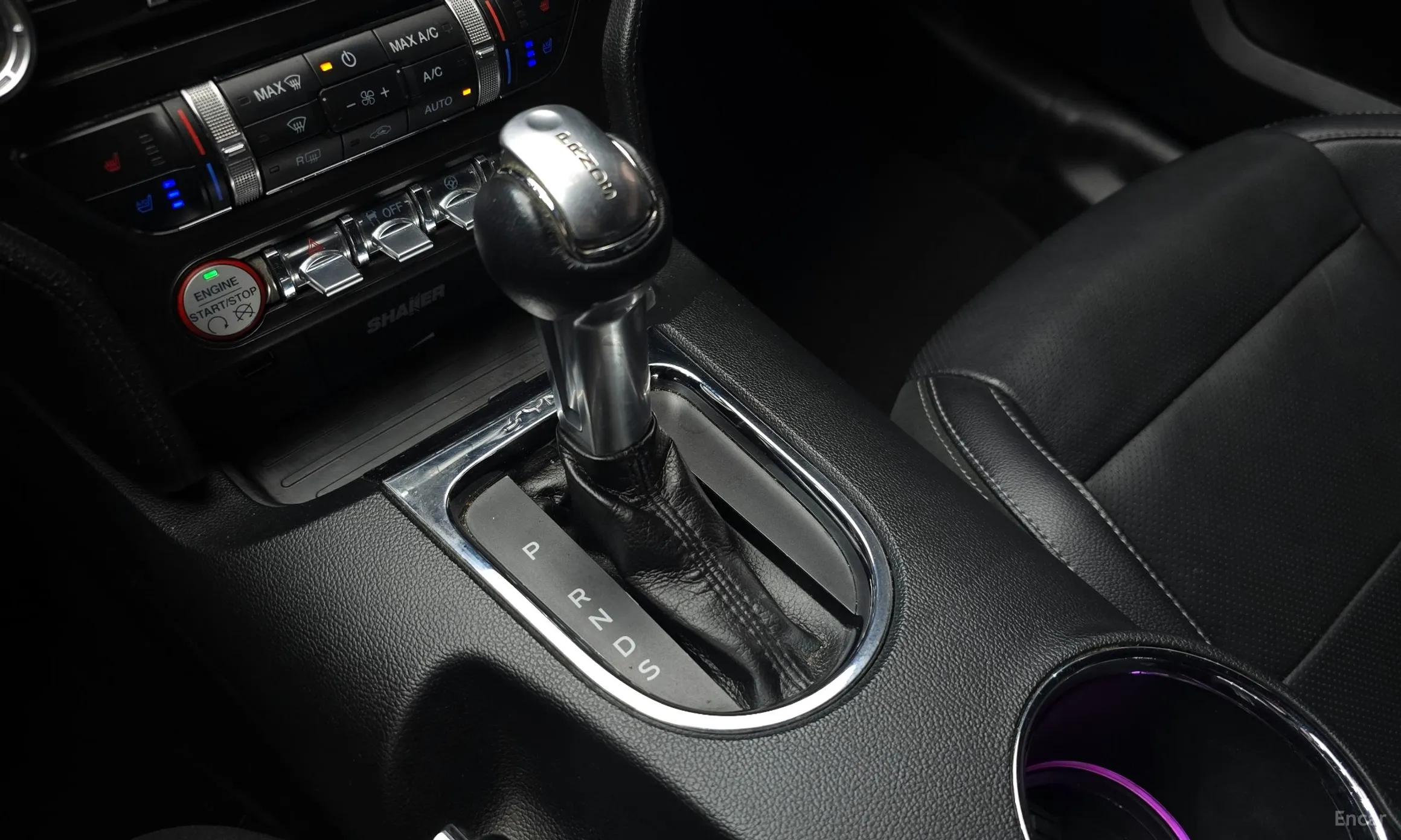 Ford Mustang превью 9