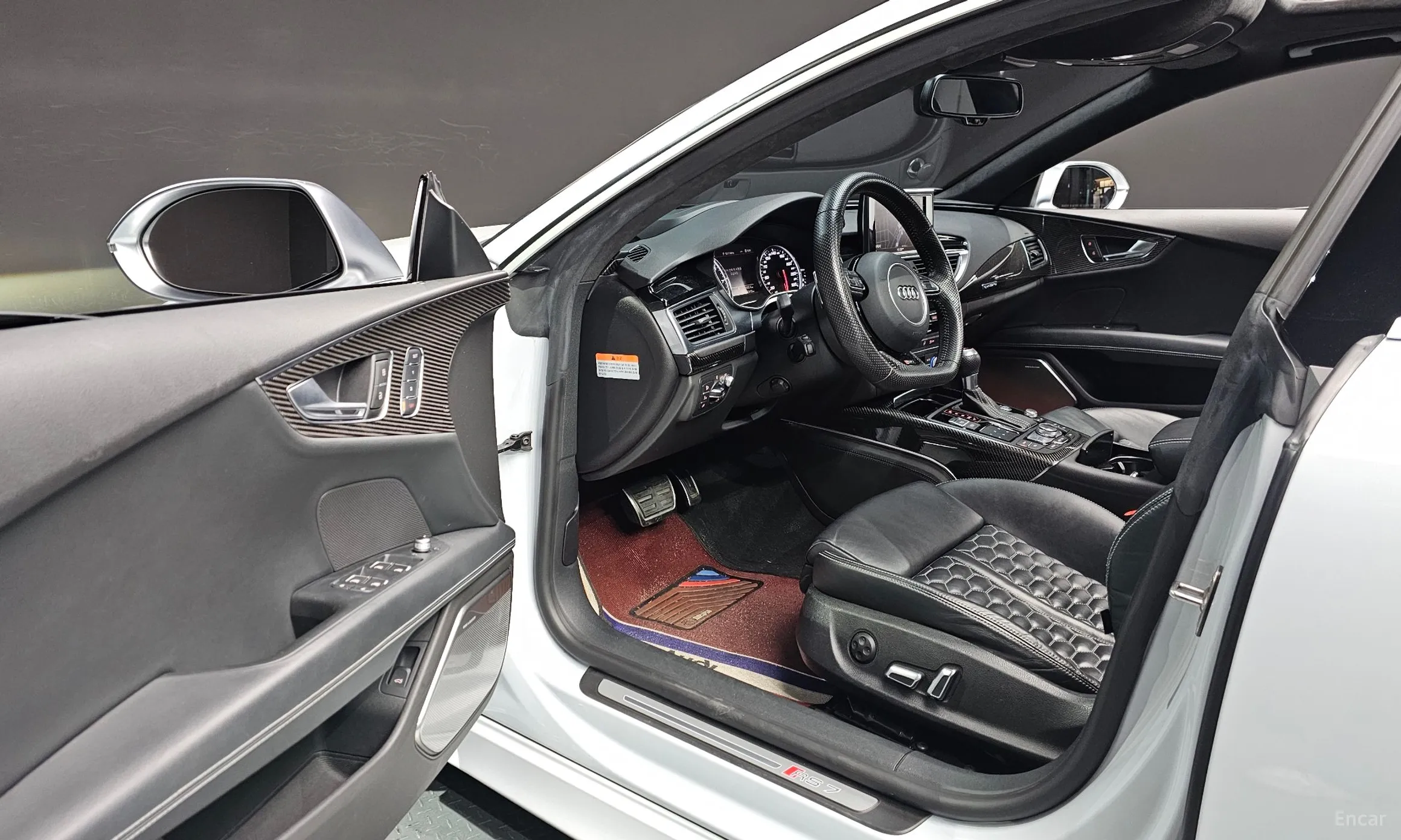 Audi RS7 превью 11
