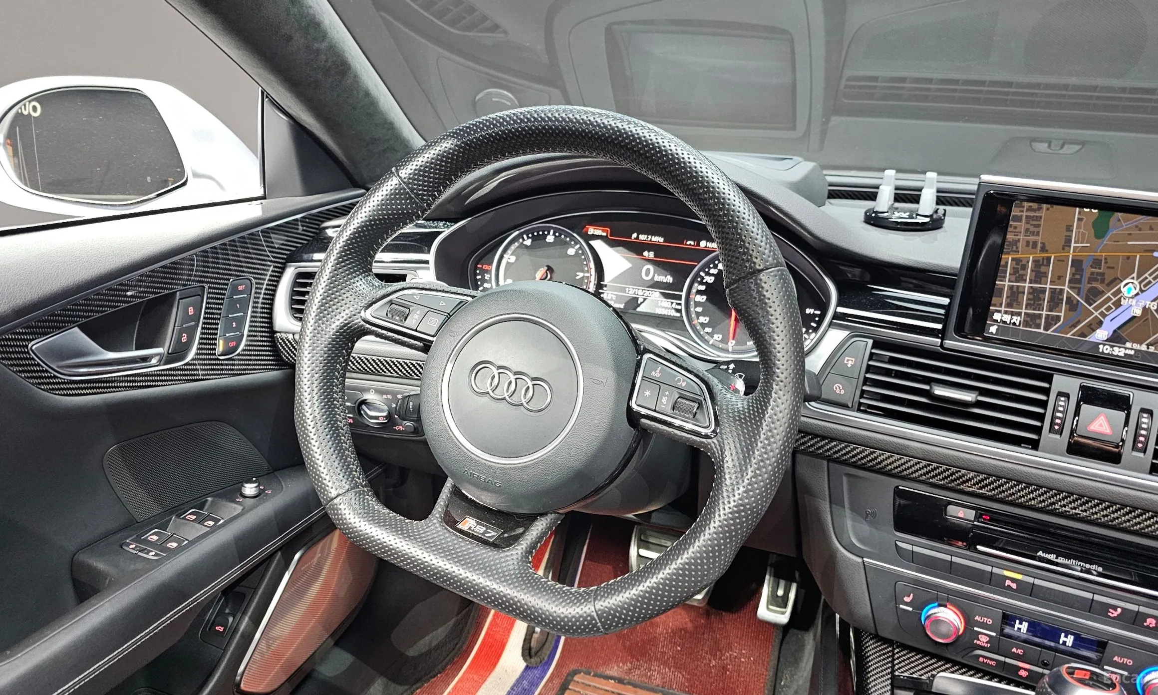 Audi RS7 превью 13