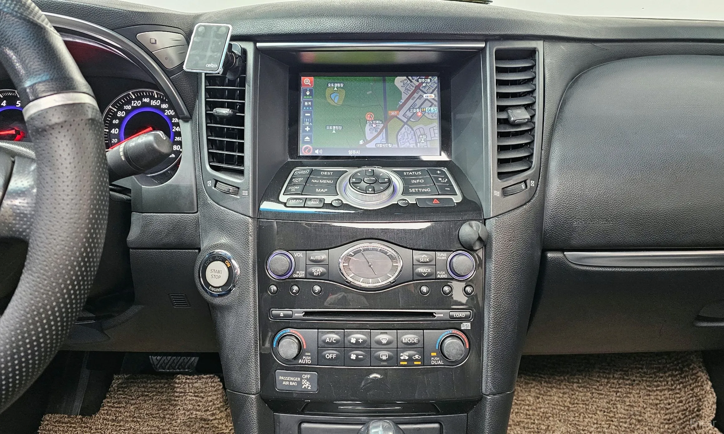 Infiniti FX35 превью 15