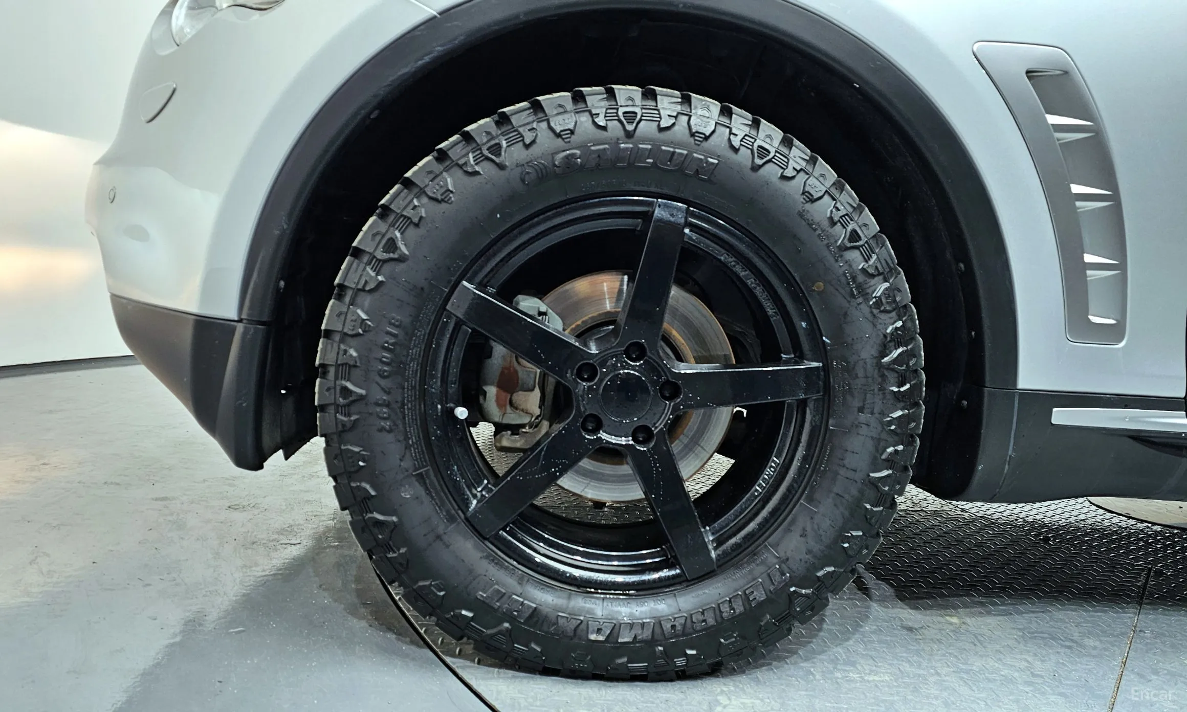 Infiniti FX35 превью 5