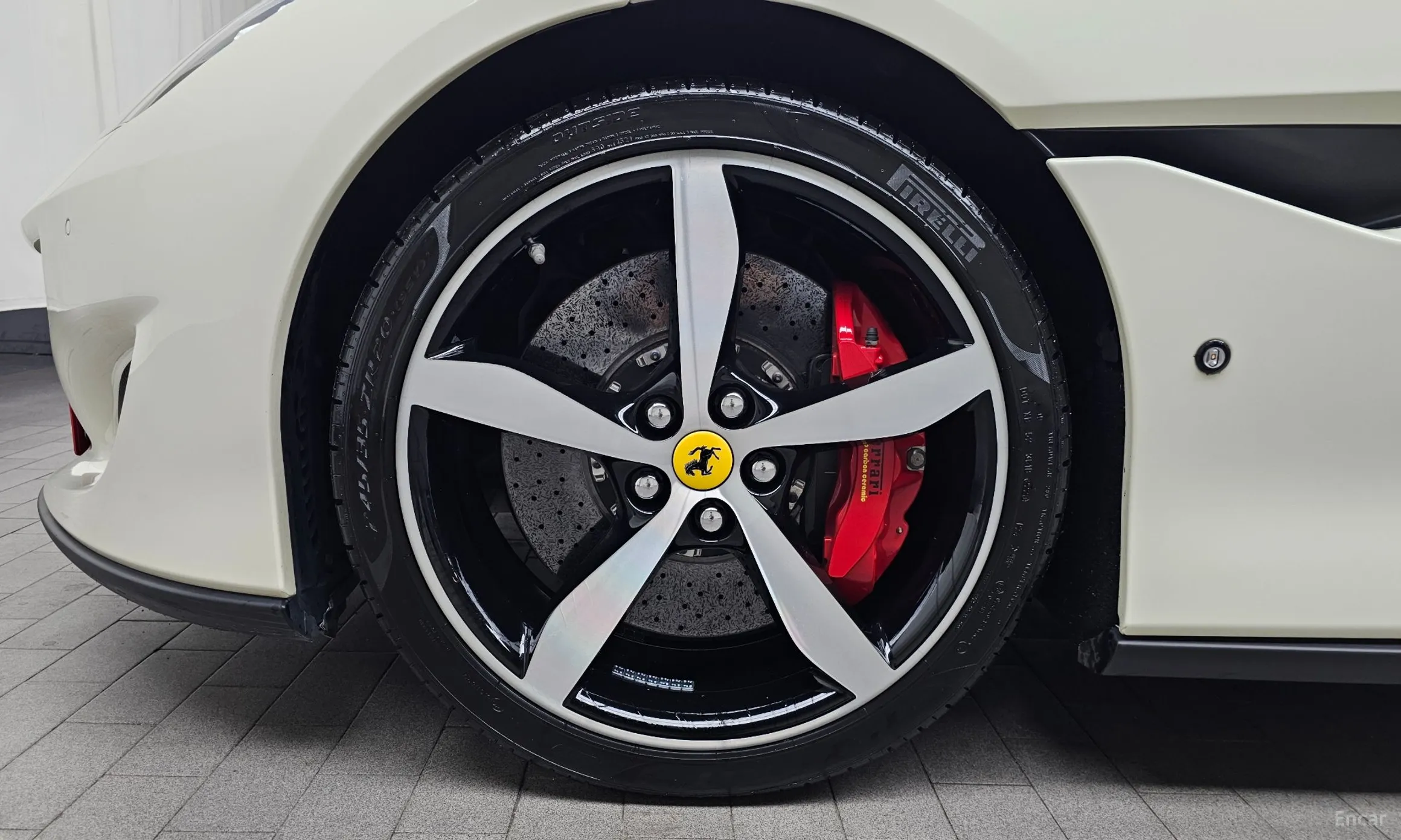 Ferrari Portofino превью 5