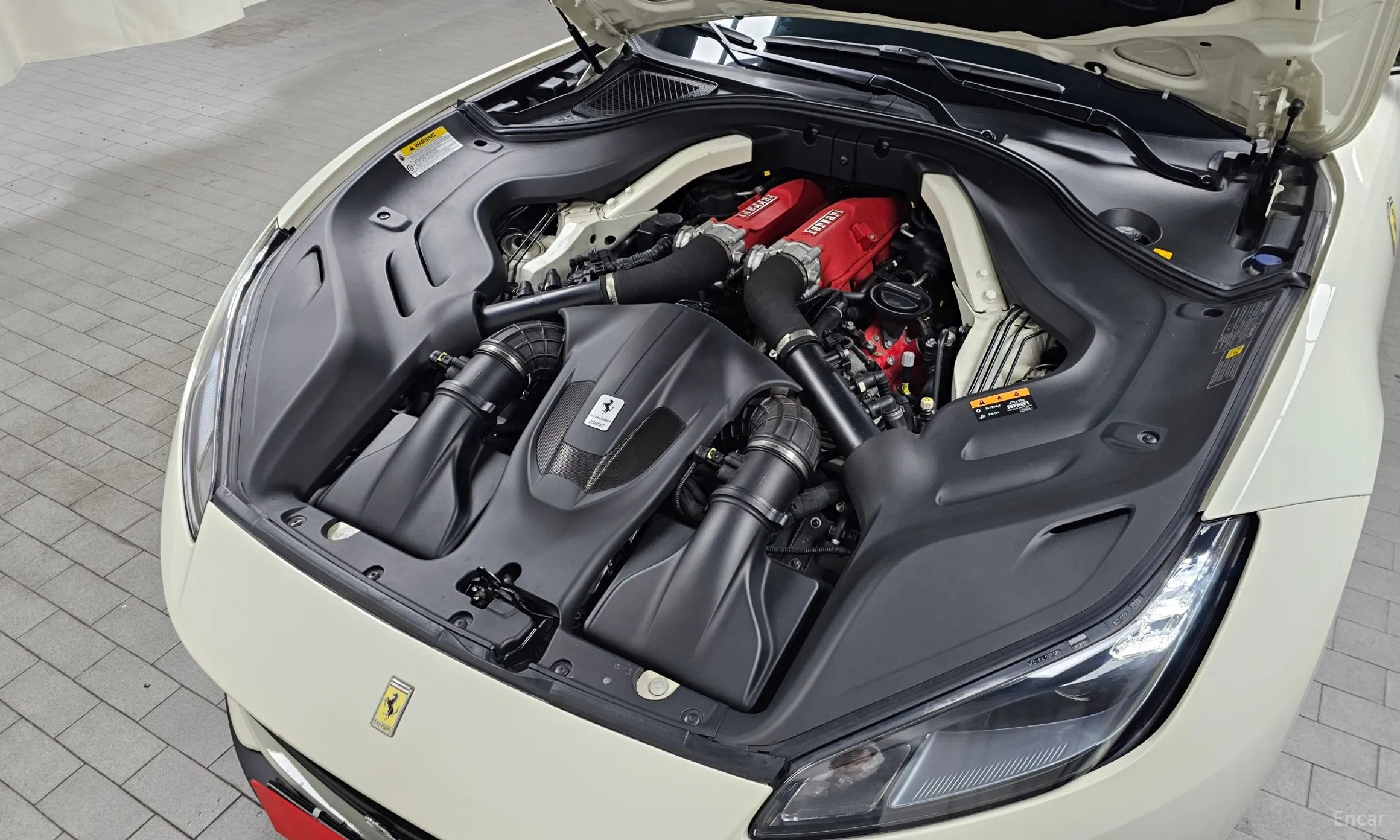 Ferrari Portofino превью 6
