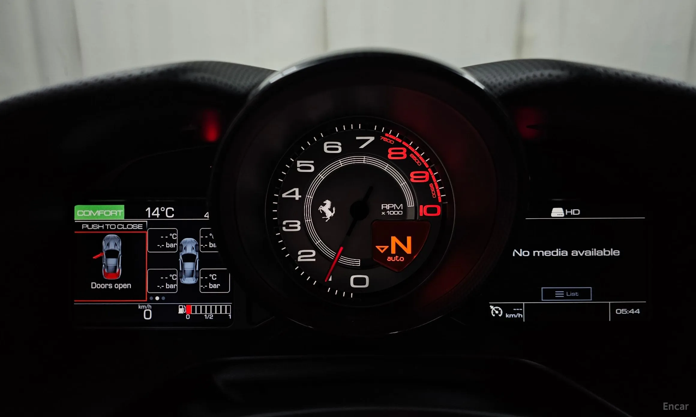 Ferrari Portofino превью 8