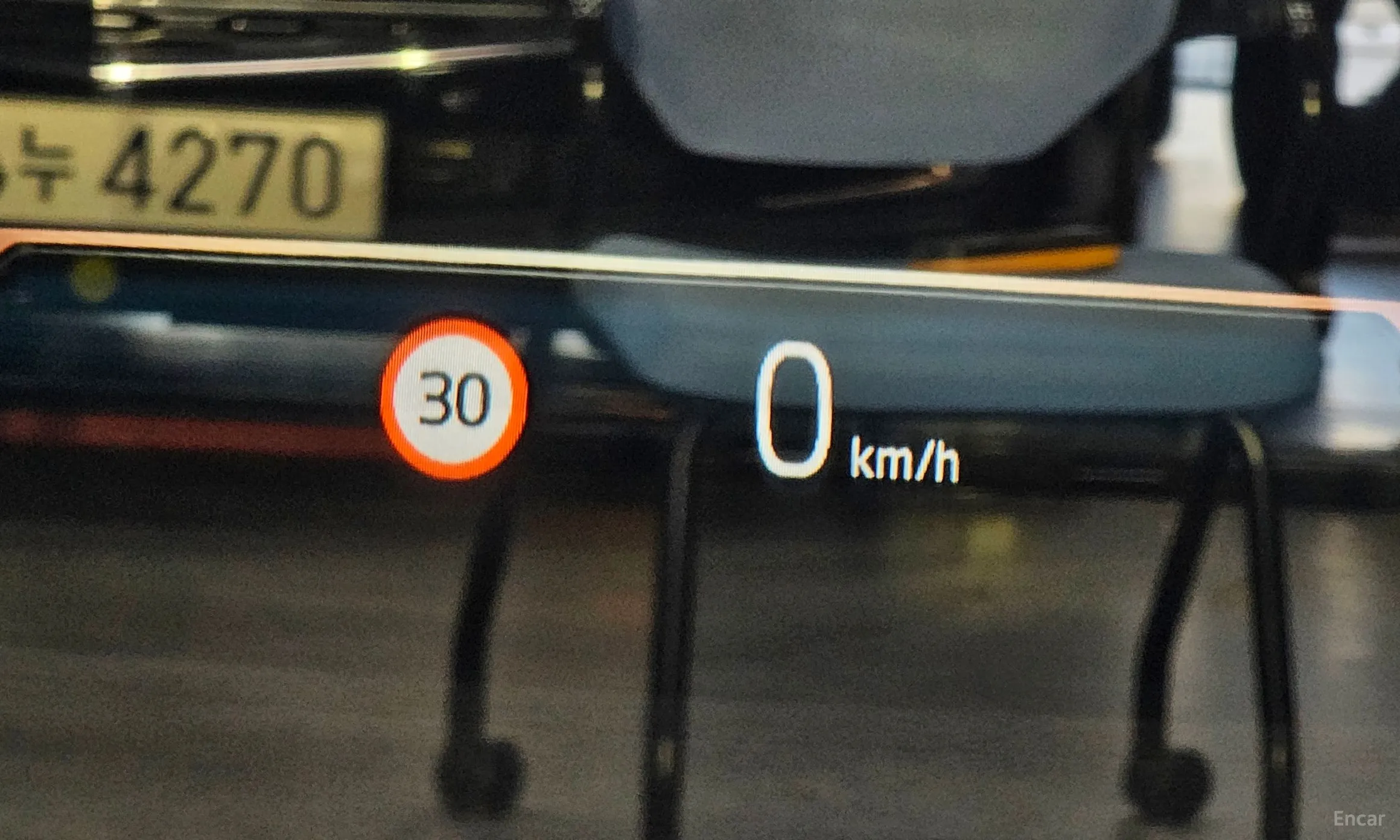 BMW 5 Series (G60) превью 18