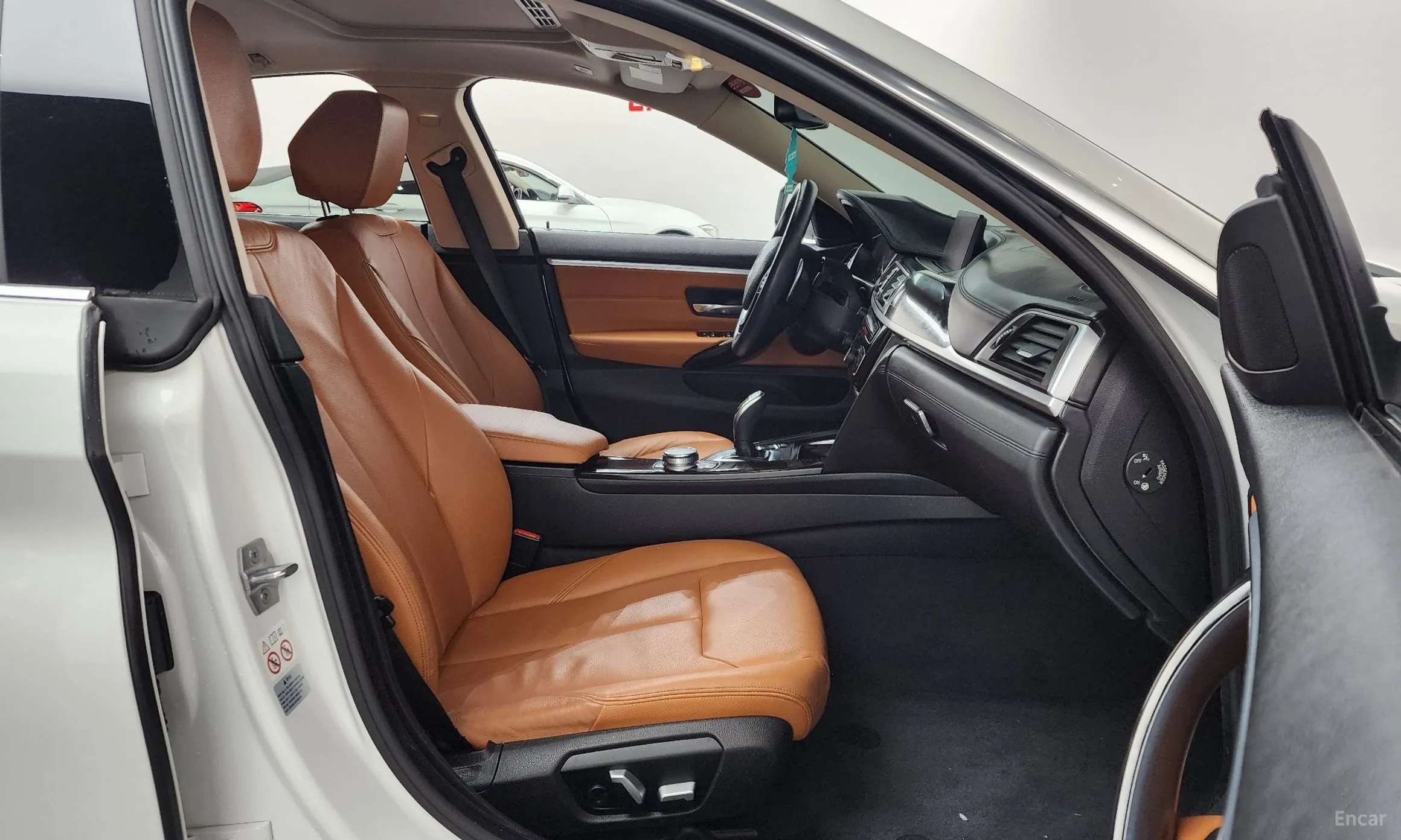 BMW Series 4 (F32) превью 11