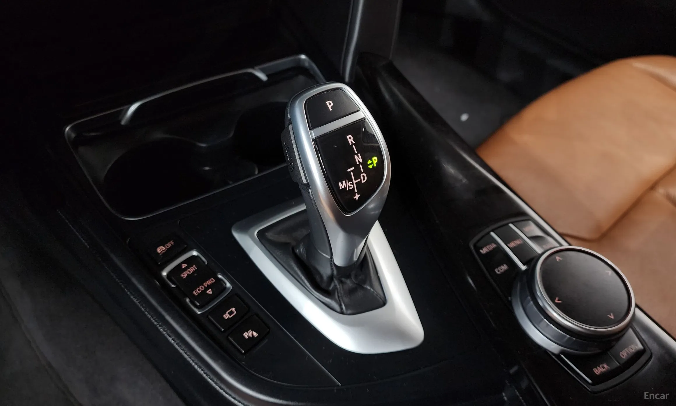 BMW Series 4 (F32) превью 9