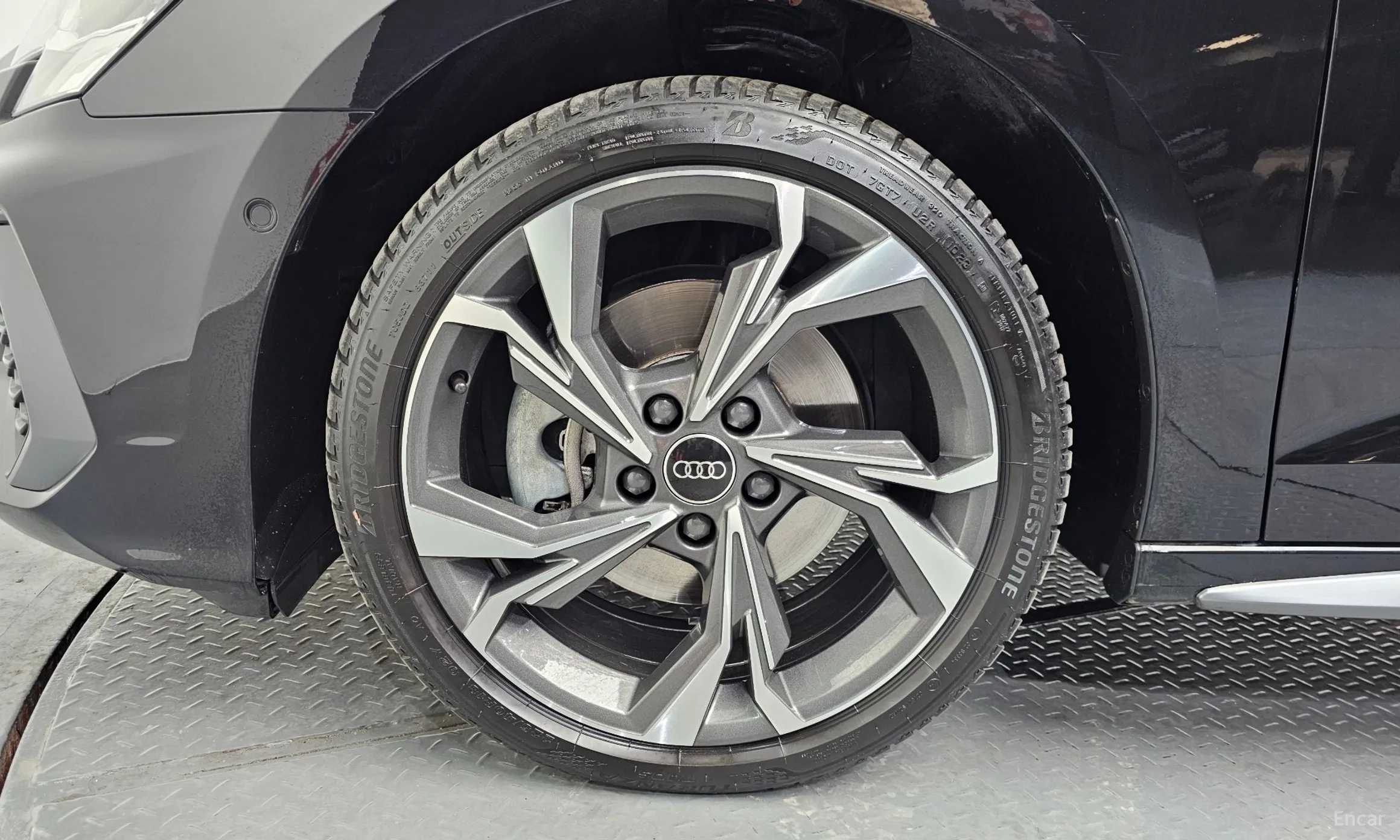 Audi A3 (8Y) превью 5