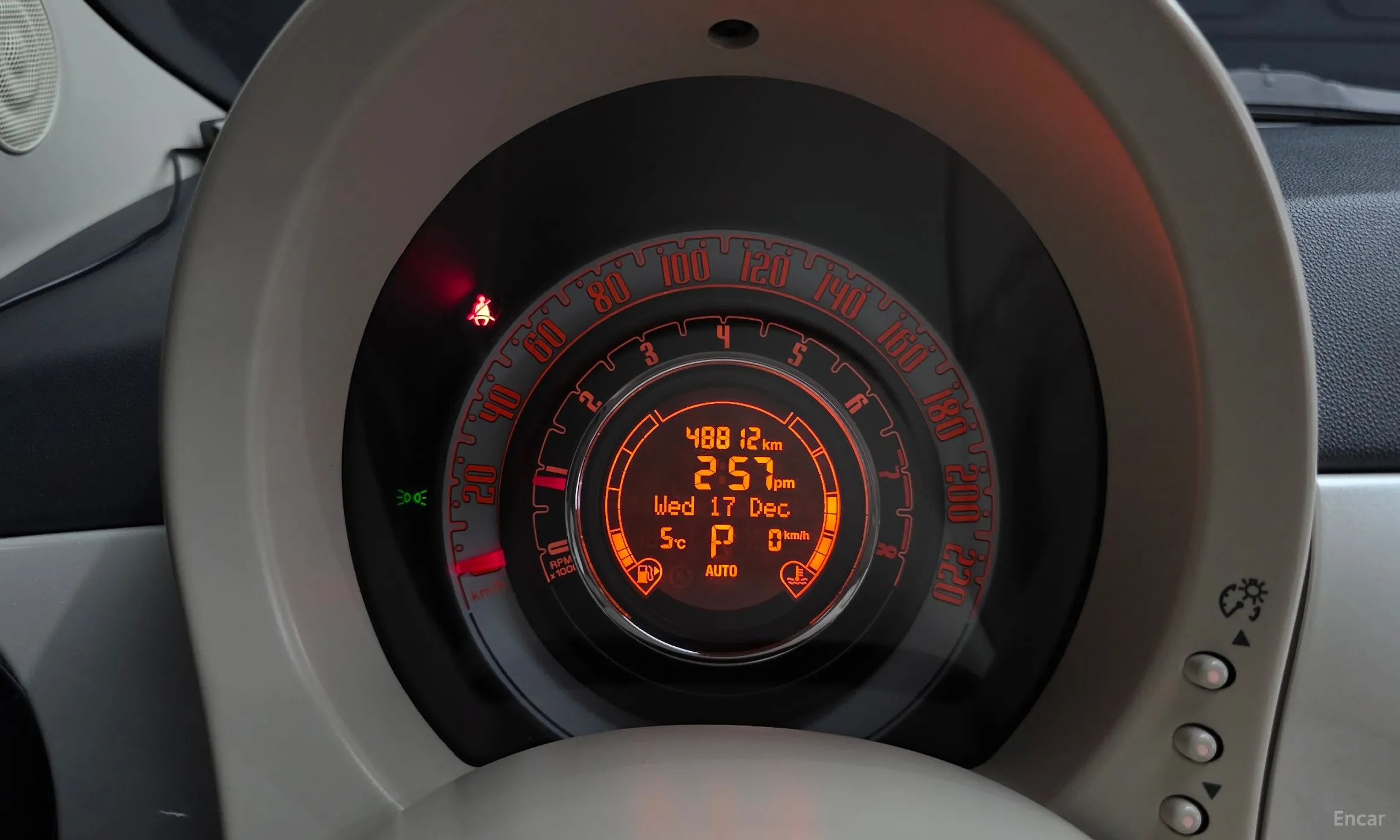 Fiat 500 превью 8