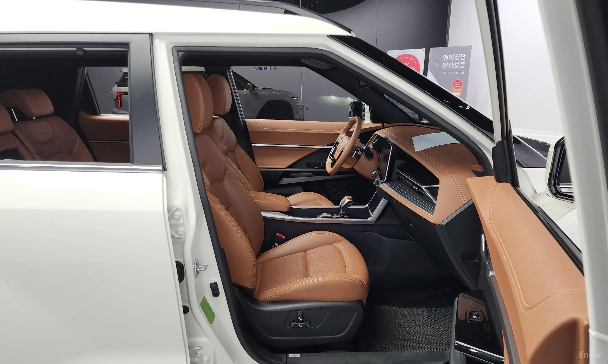 KG Mobility (SsangYong) Torres превью 10