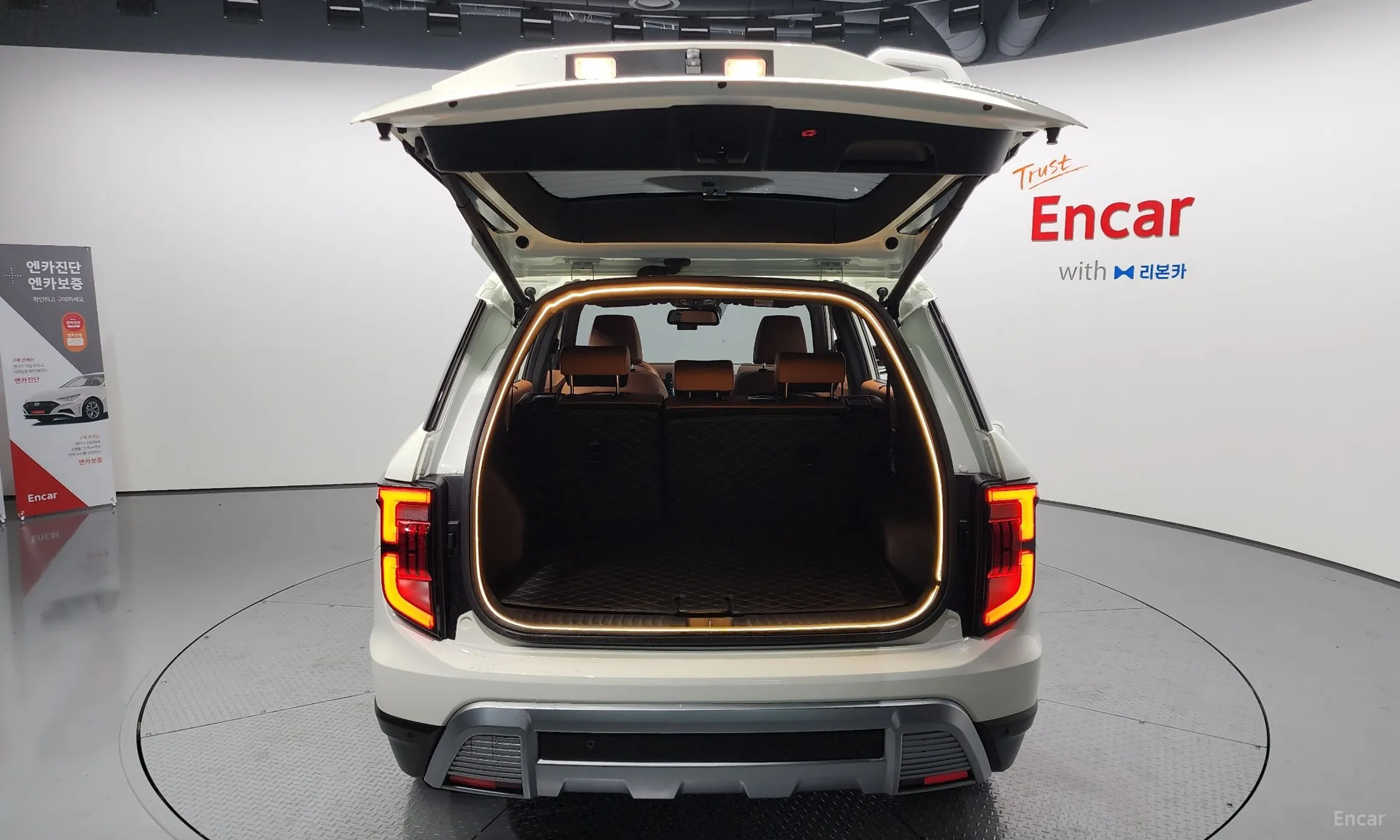 KG Mobility (SsangYong) Torres превью 20