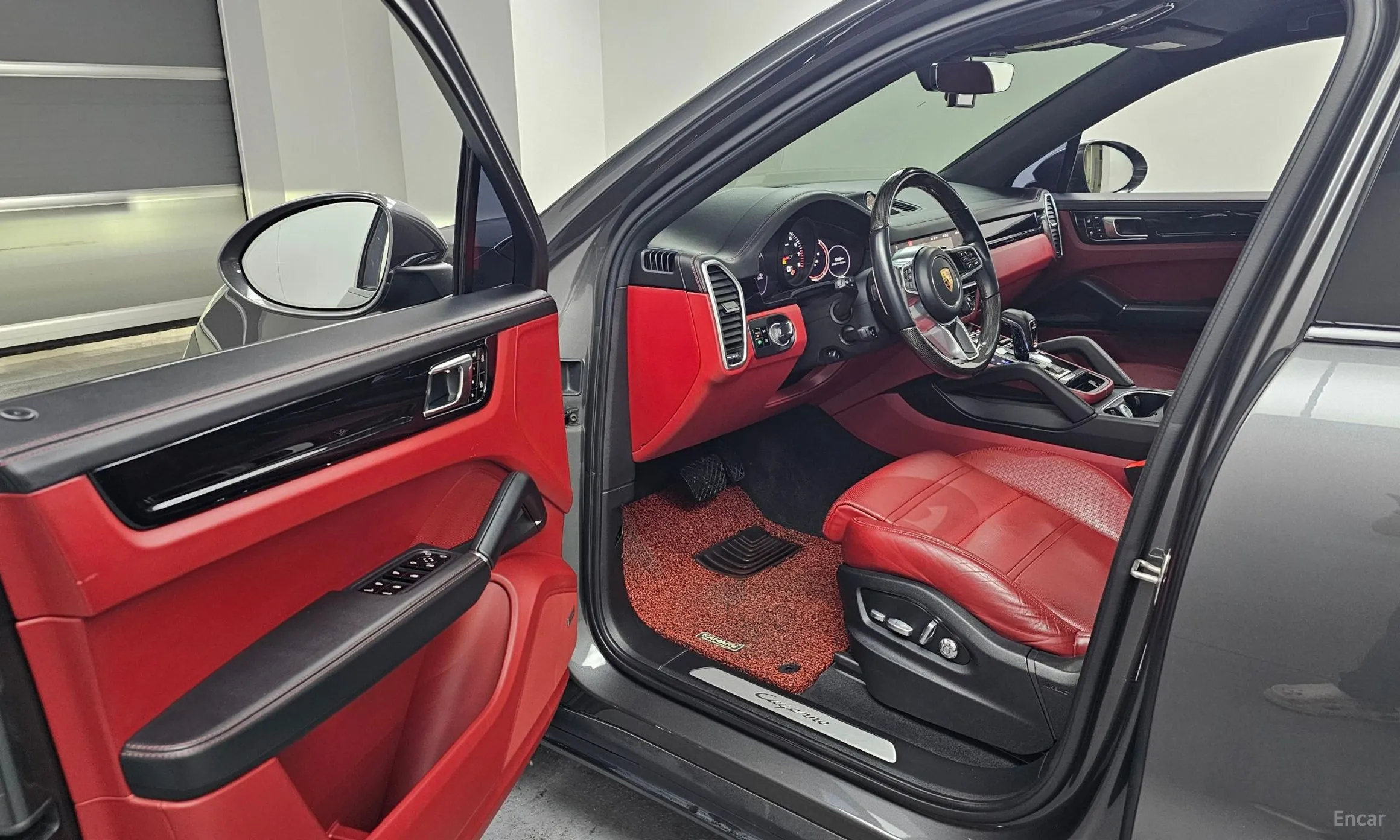 Porsche Cayenne (PO536) превью 11