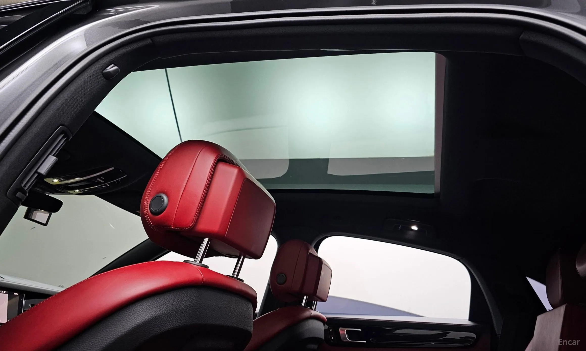 Porsche Cayenne (PO536) превью 19