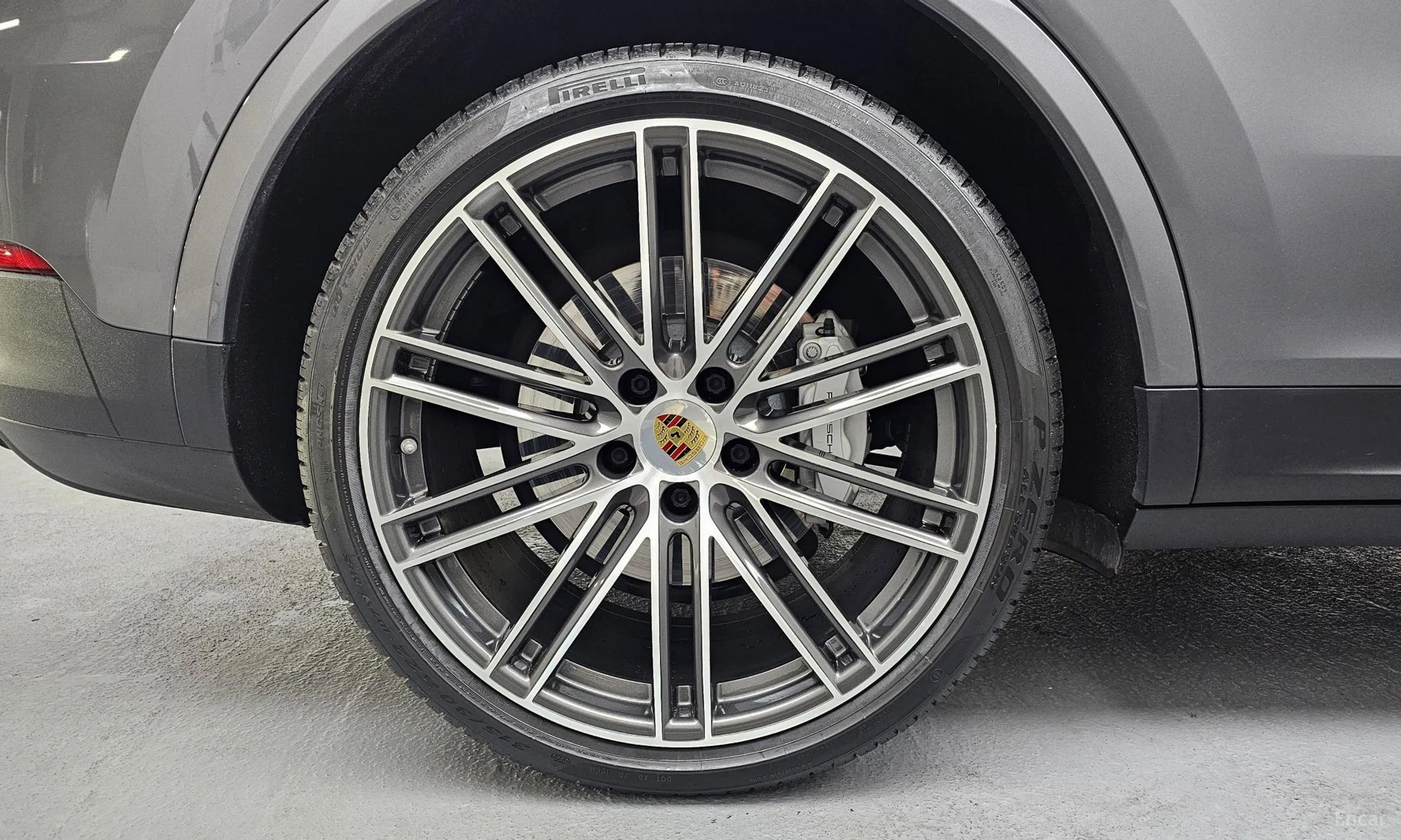 Porsche Cayenne (PO536) превью 5