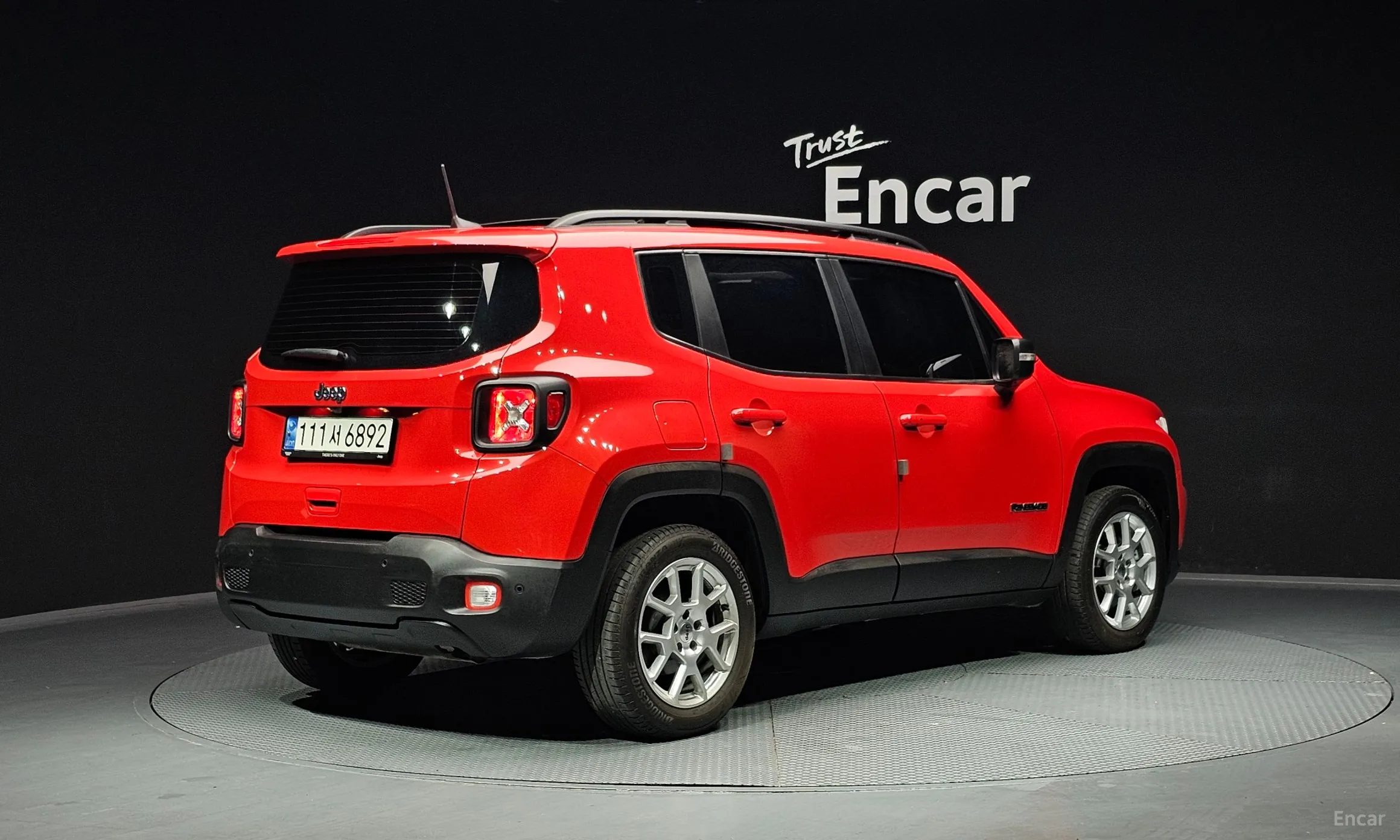 Jeep Renegade превью 2