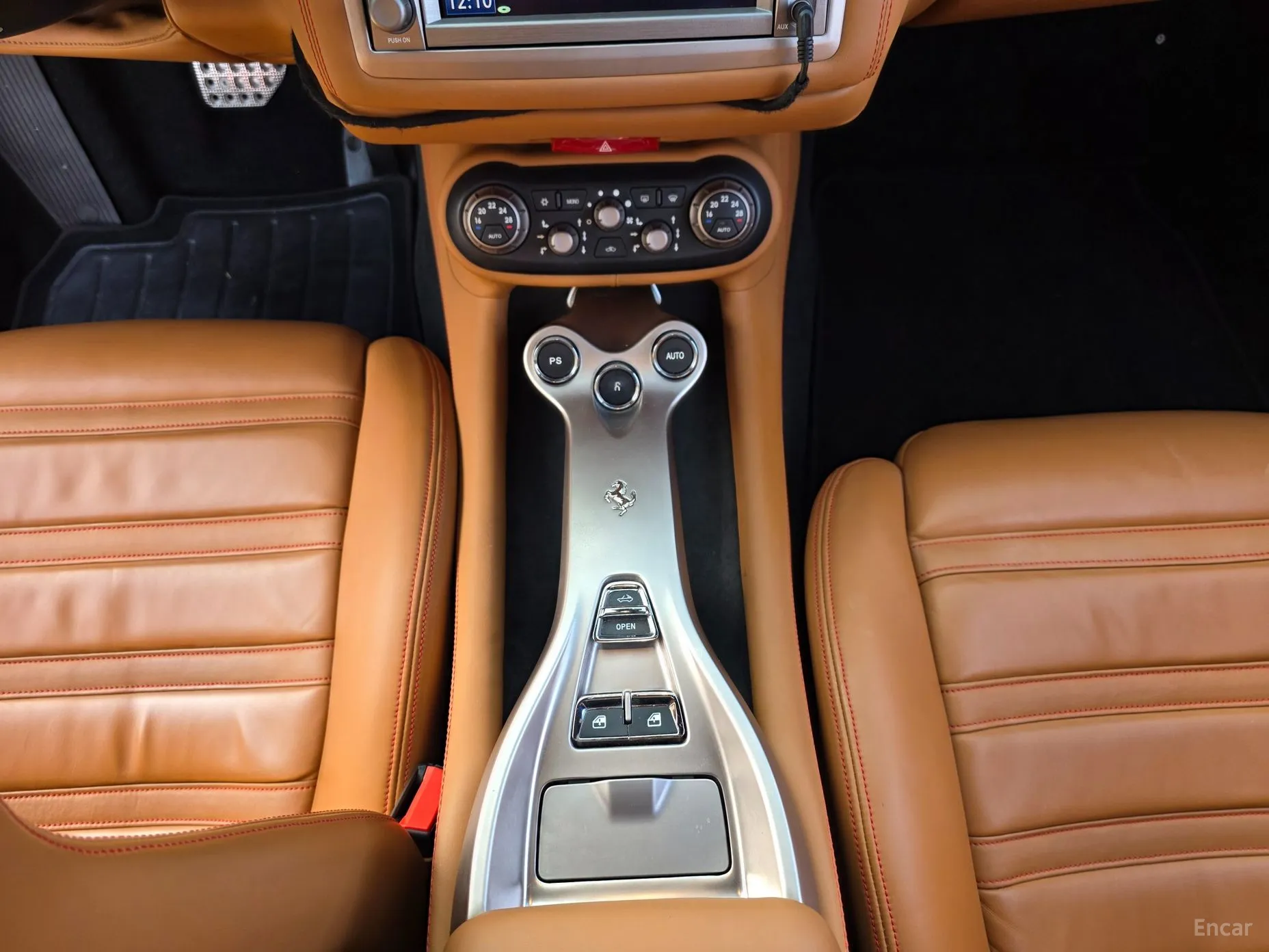 Ferrari California превью 18