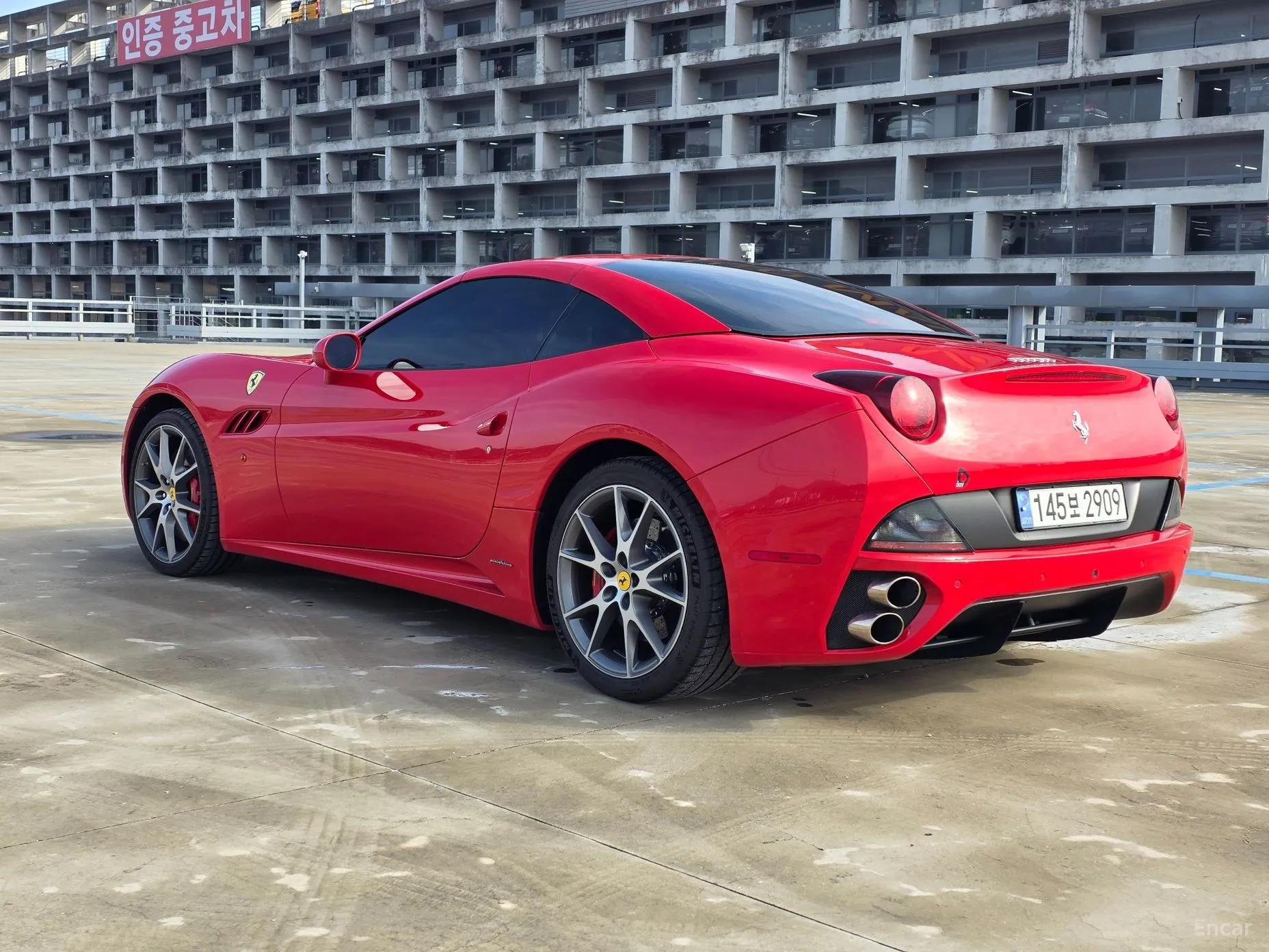 Ferrari California превью 4