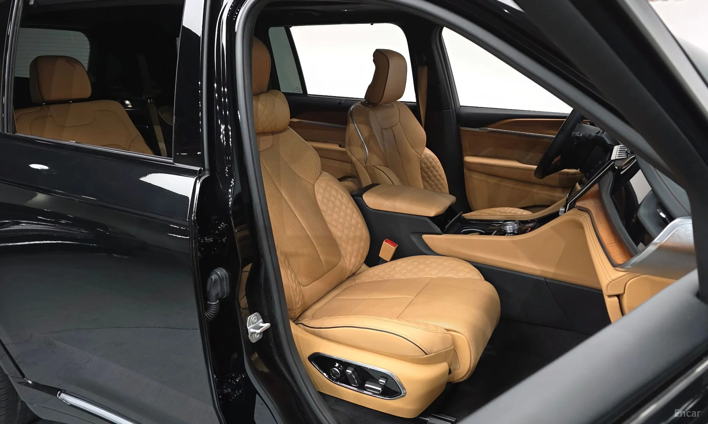 Jeep Grand Cherokee (WL) превью 10