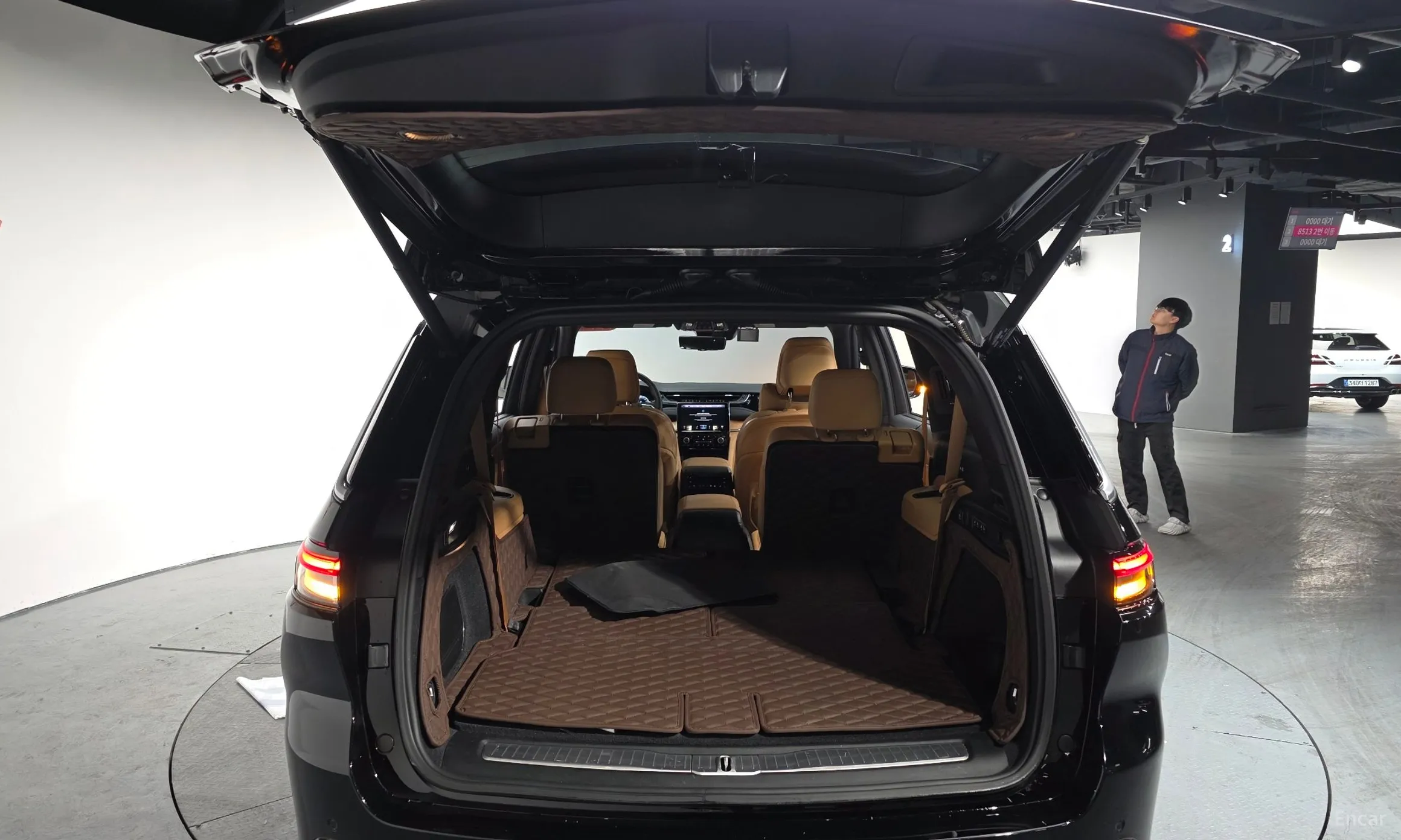 Jeep Grand Cherokee (WL) превью 20