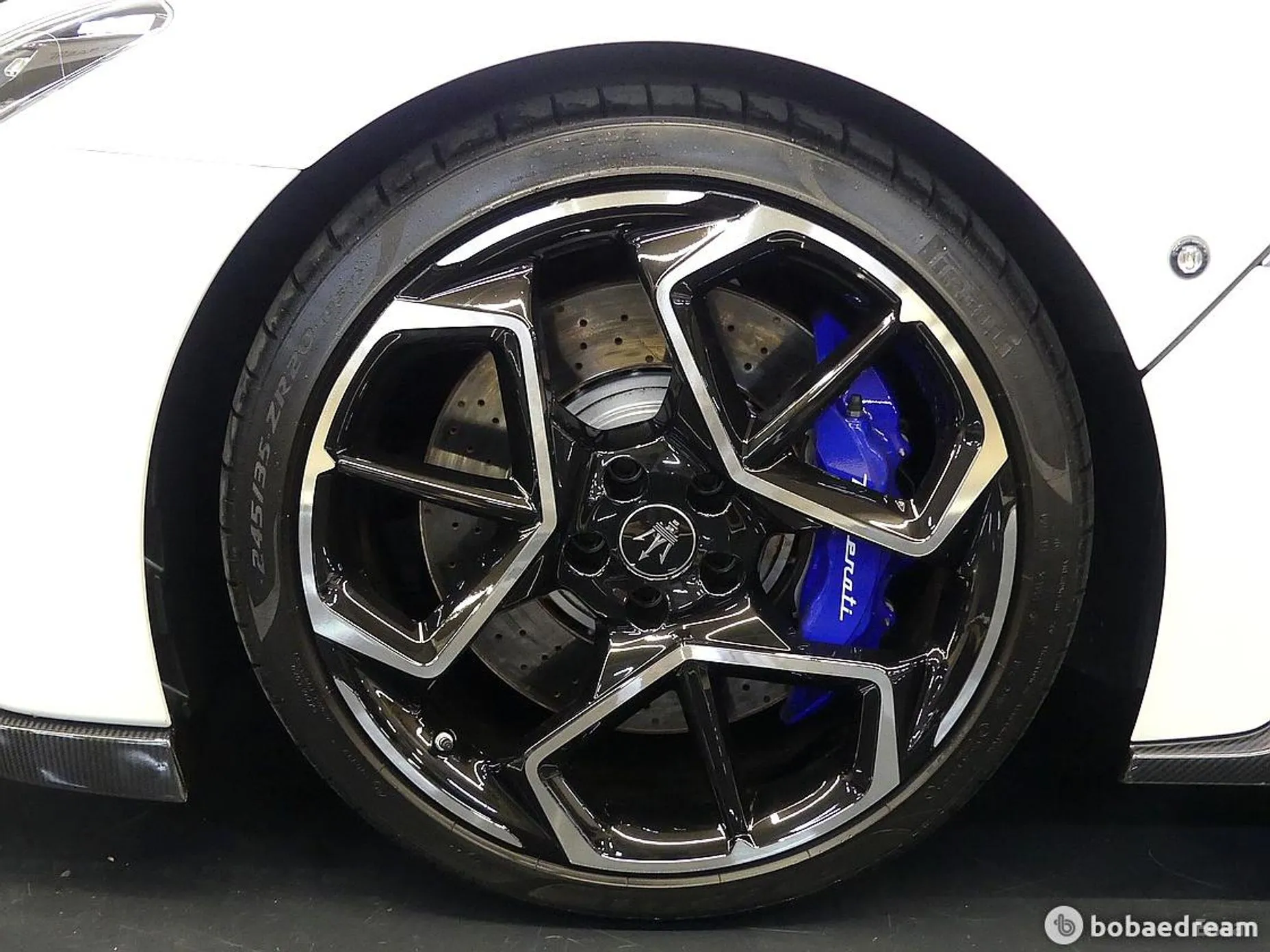 Maserati MC20 превью 20