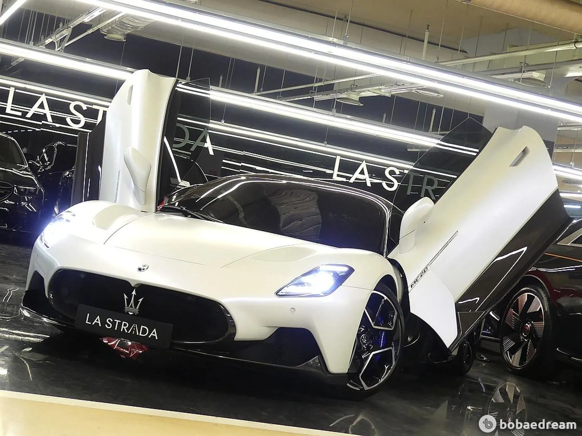 Maserati MC20 превью 4