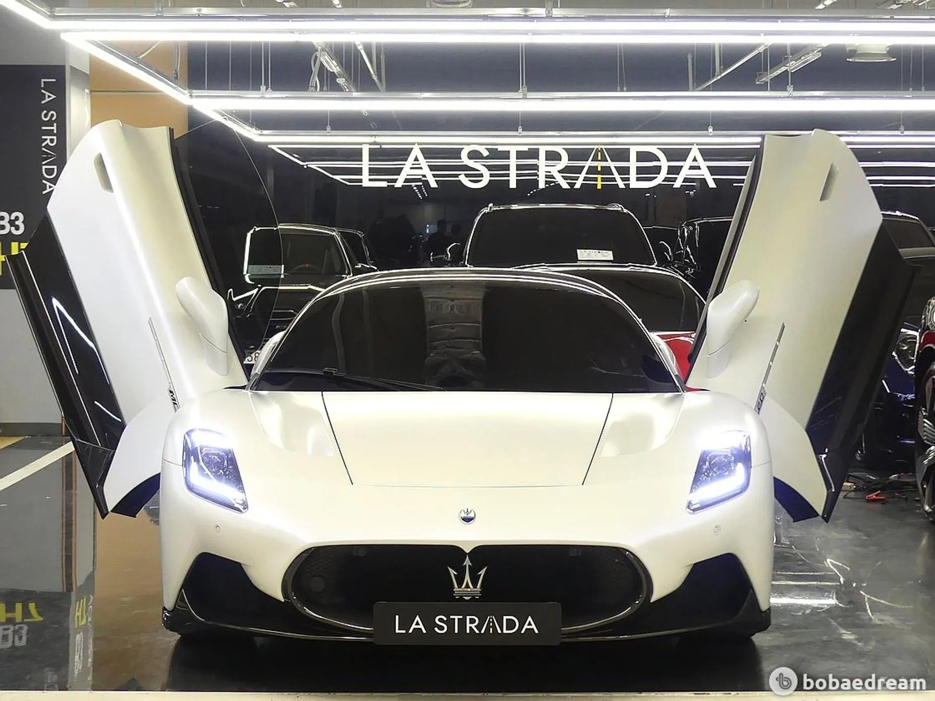 Maserati MC20 превью 5