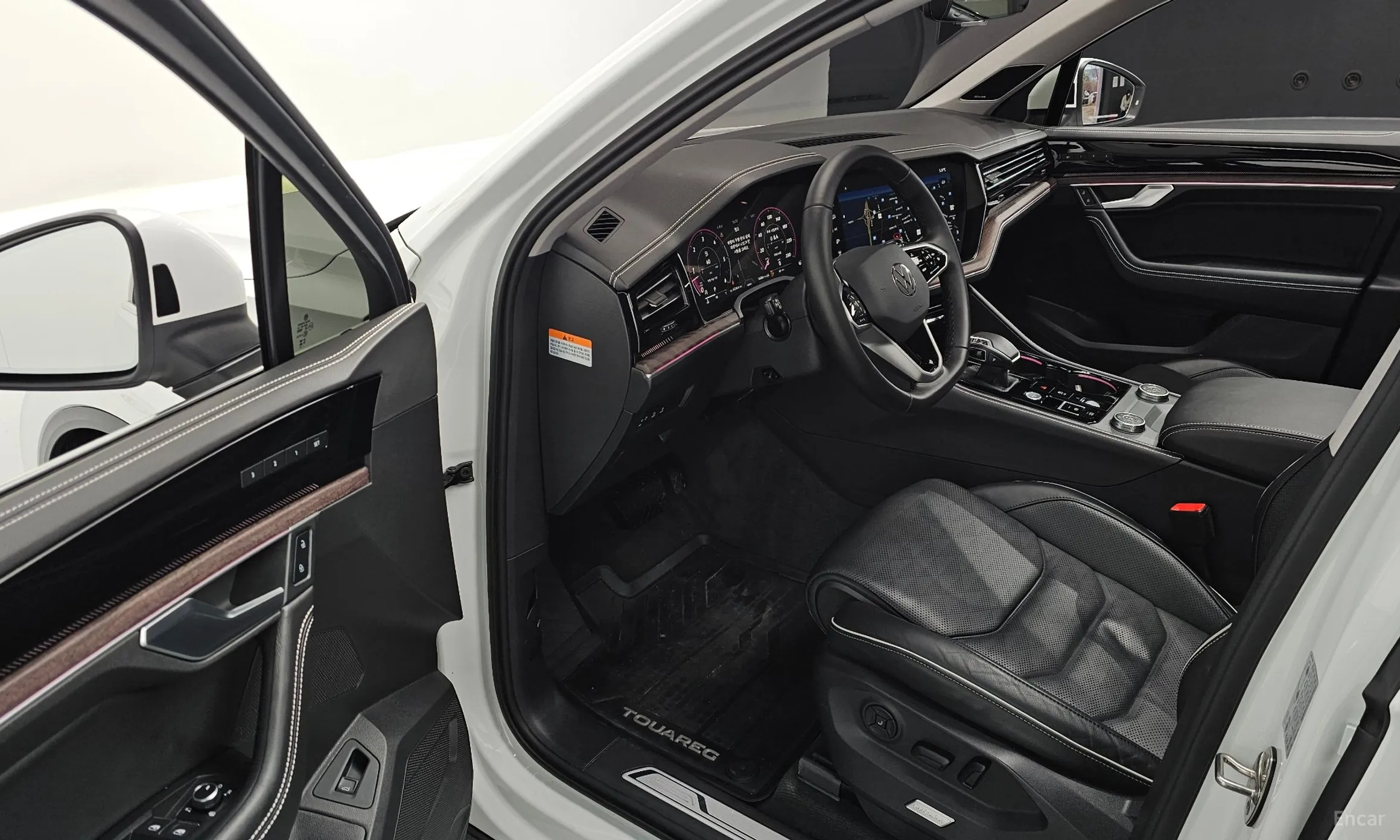 Volkswagen Touareg 3rd Generation превью 11