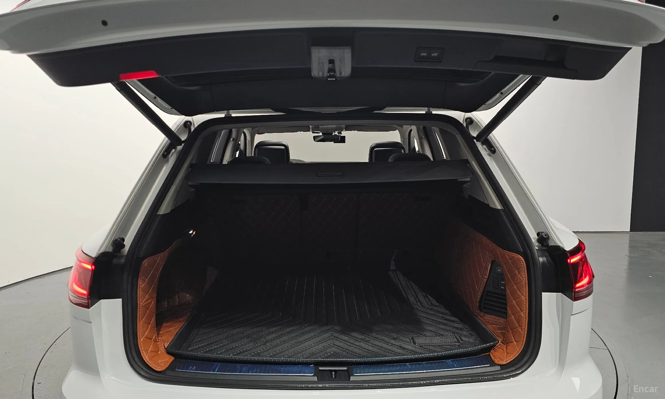 Volkswagen Touareg 3rd Generation превью 20