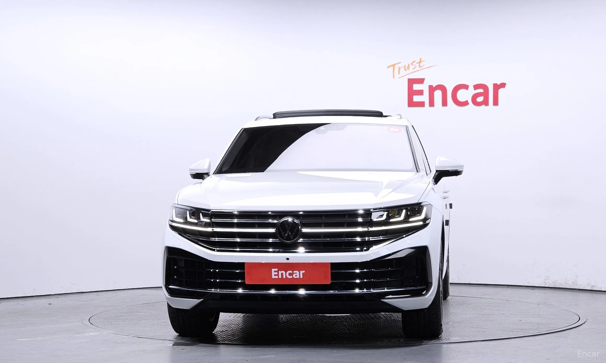 Volkswagen Touareg 3rd Generation превью 3