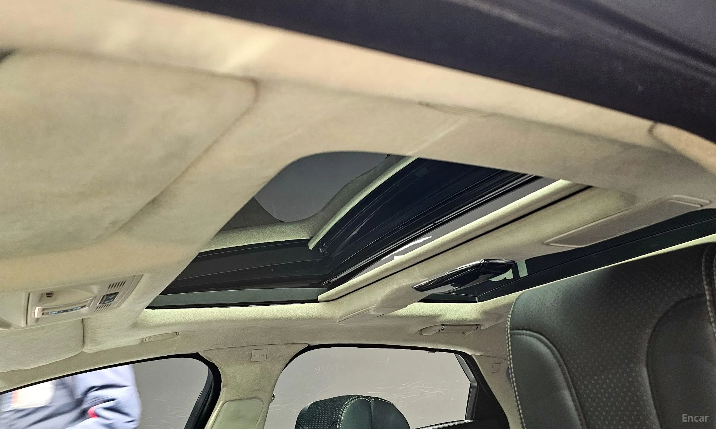 Jaguar All New XJ превью 17