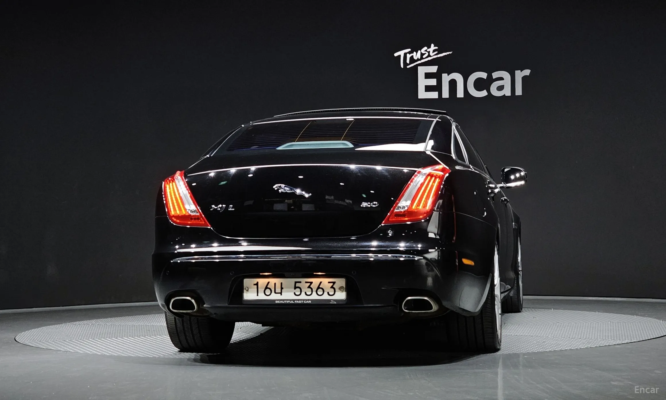 Jaguar All New XJ превью 4