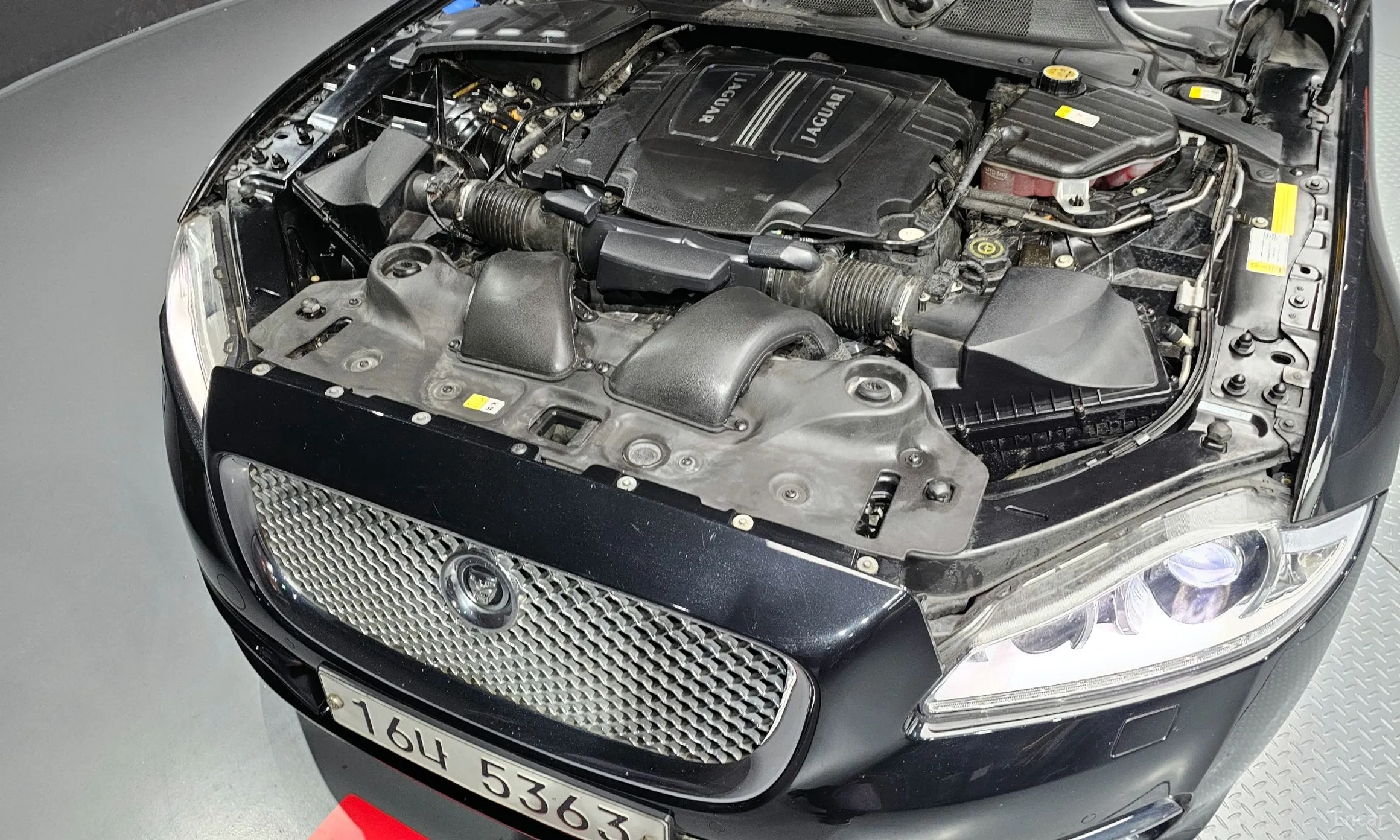 Jaguar All New XJ превью 6