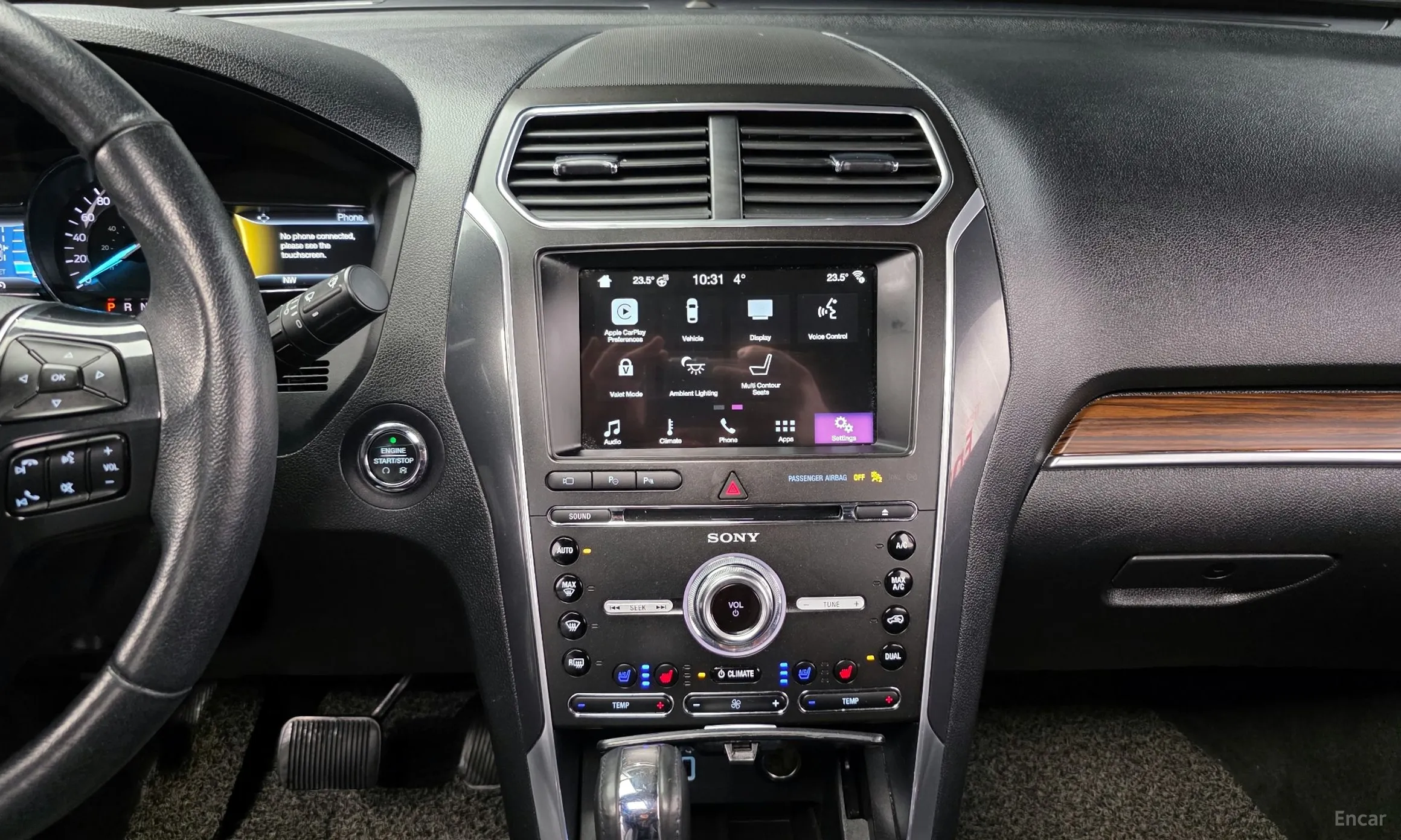 Ford Explorer превью 17