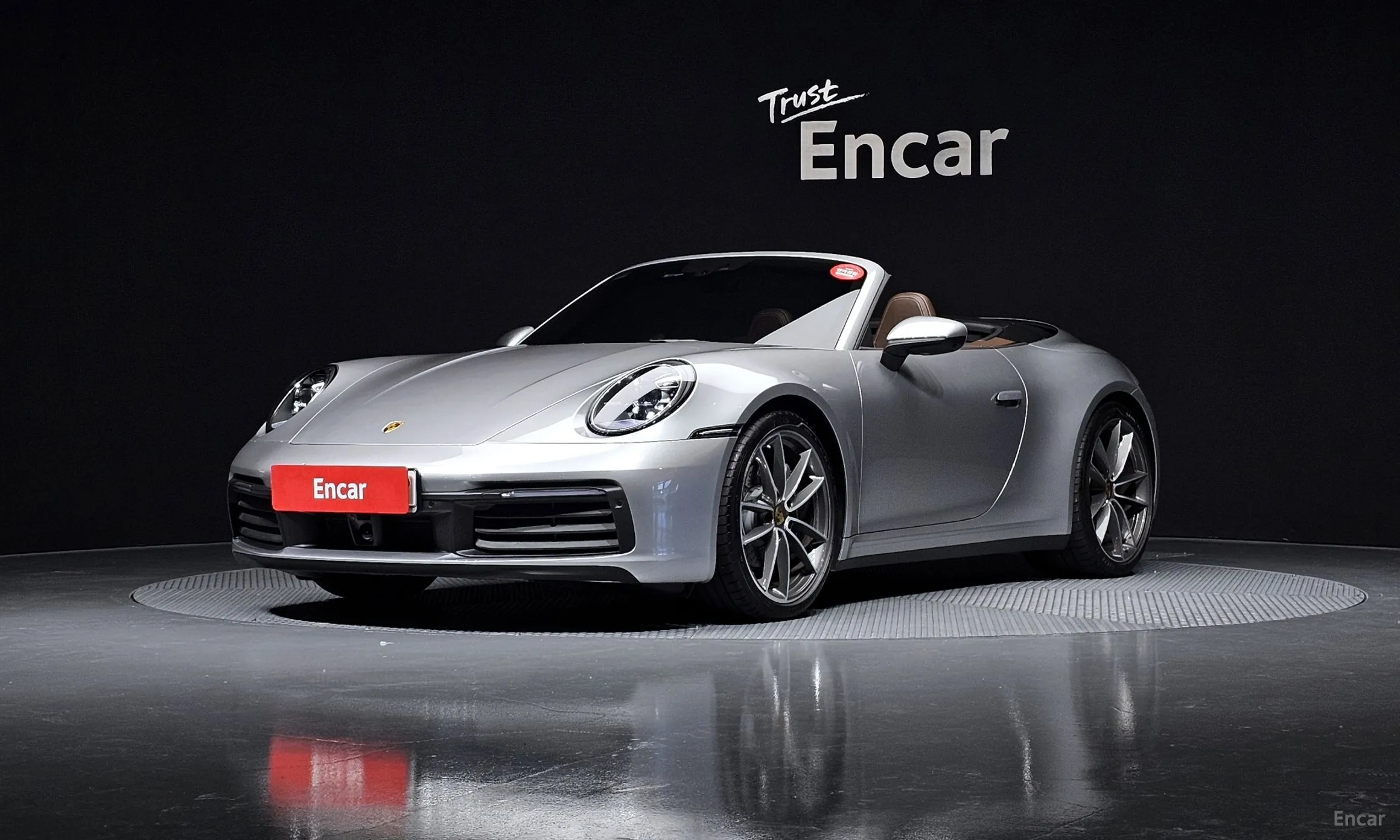 911 (992)