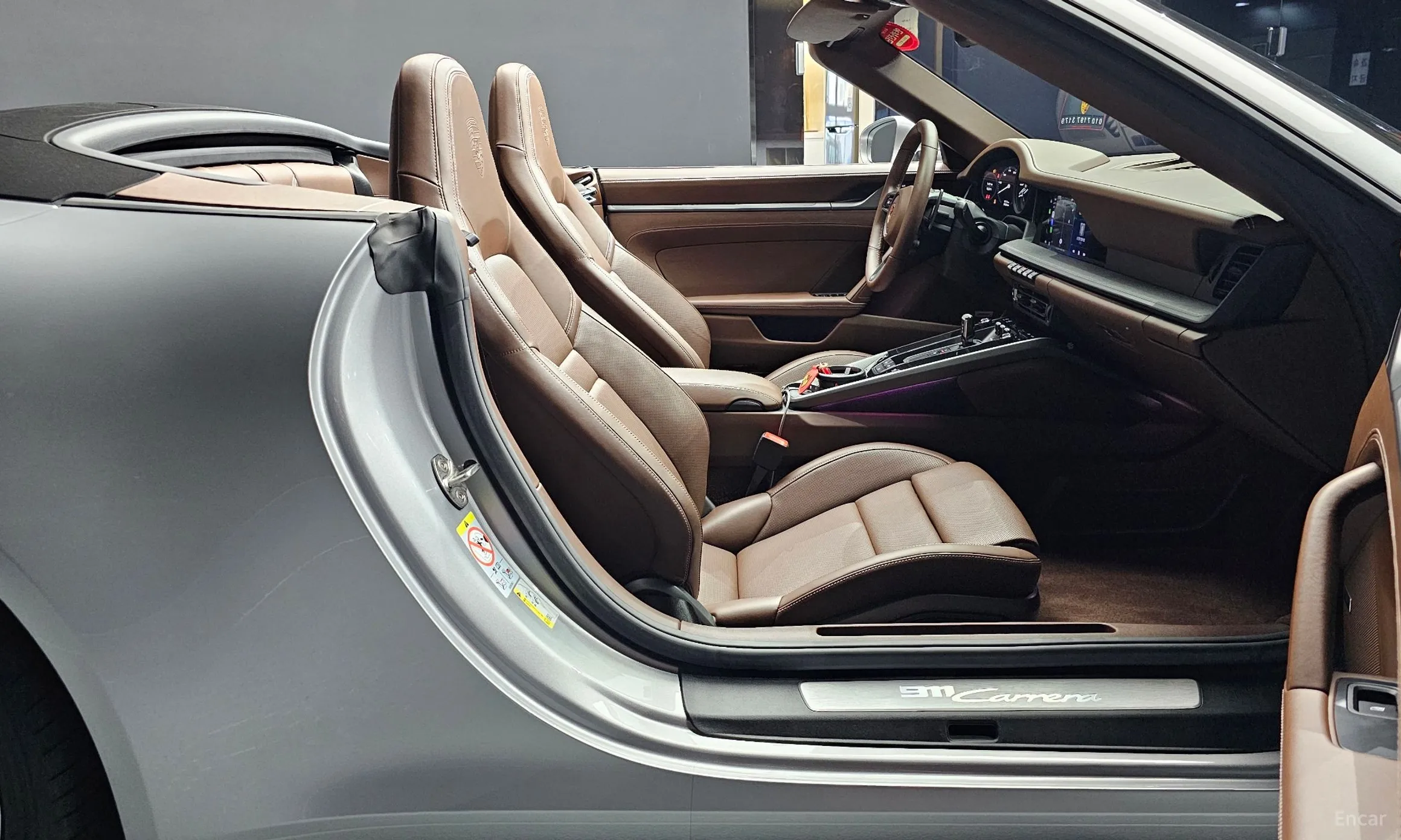 Porsche 911 (992) превью 10
