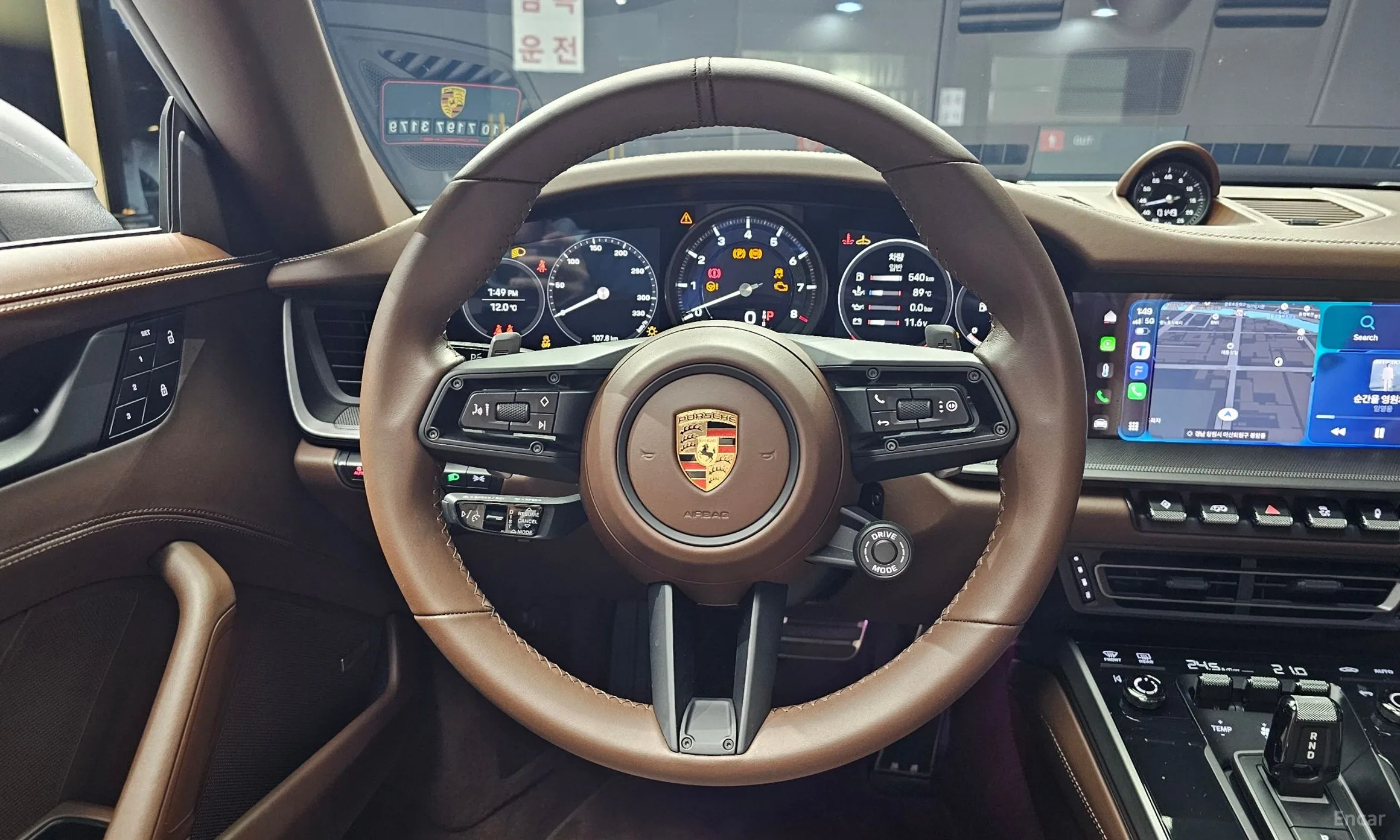 Porsche 911 (992) превью 13