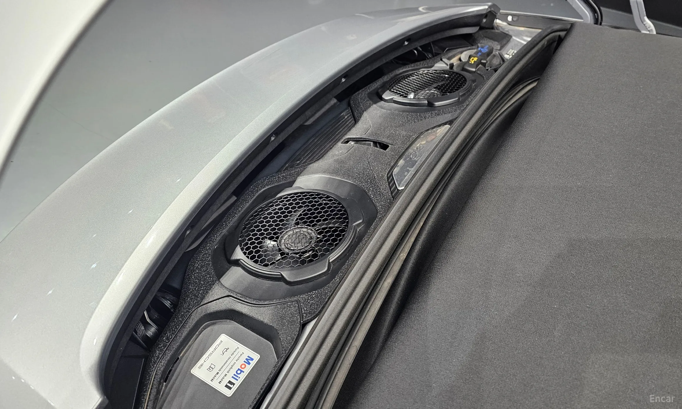 Porsche 911 (992) превью 20