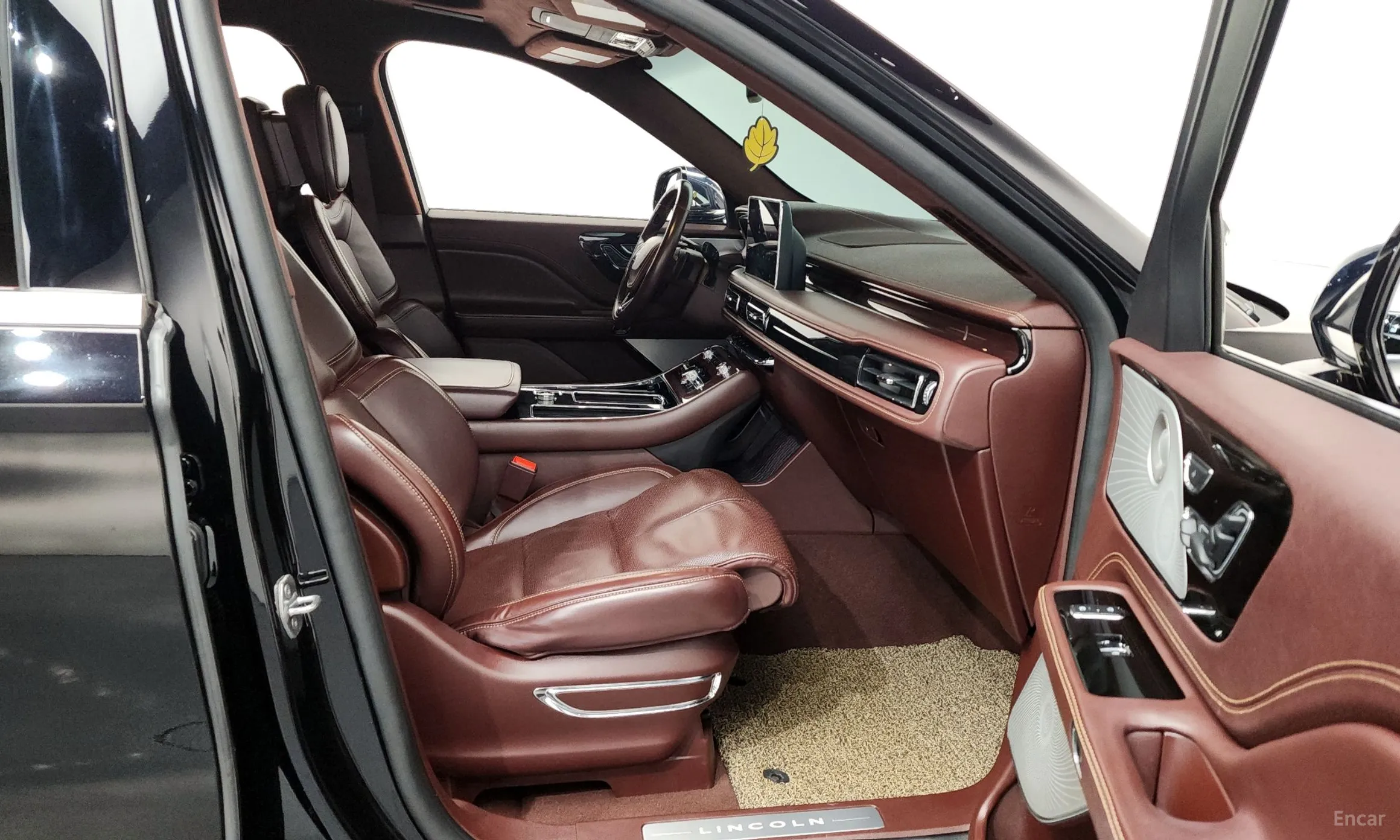 Lincoln Aviator 2nd Generation превью 11