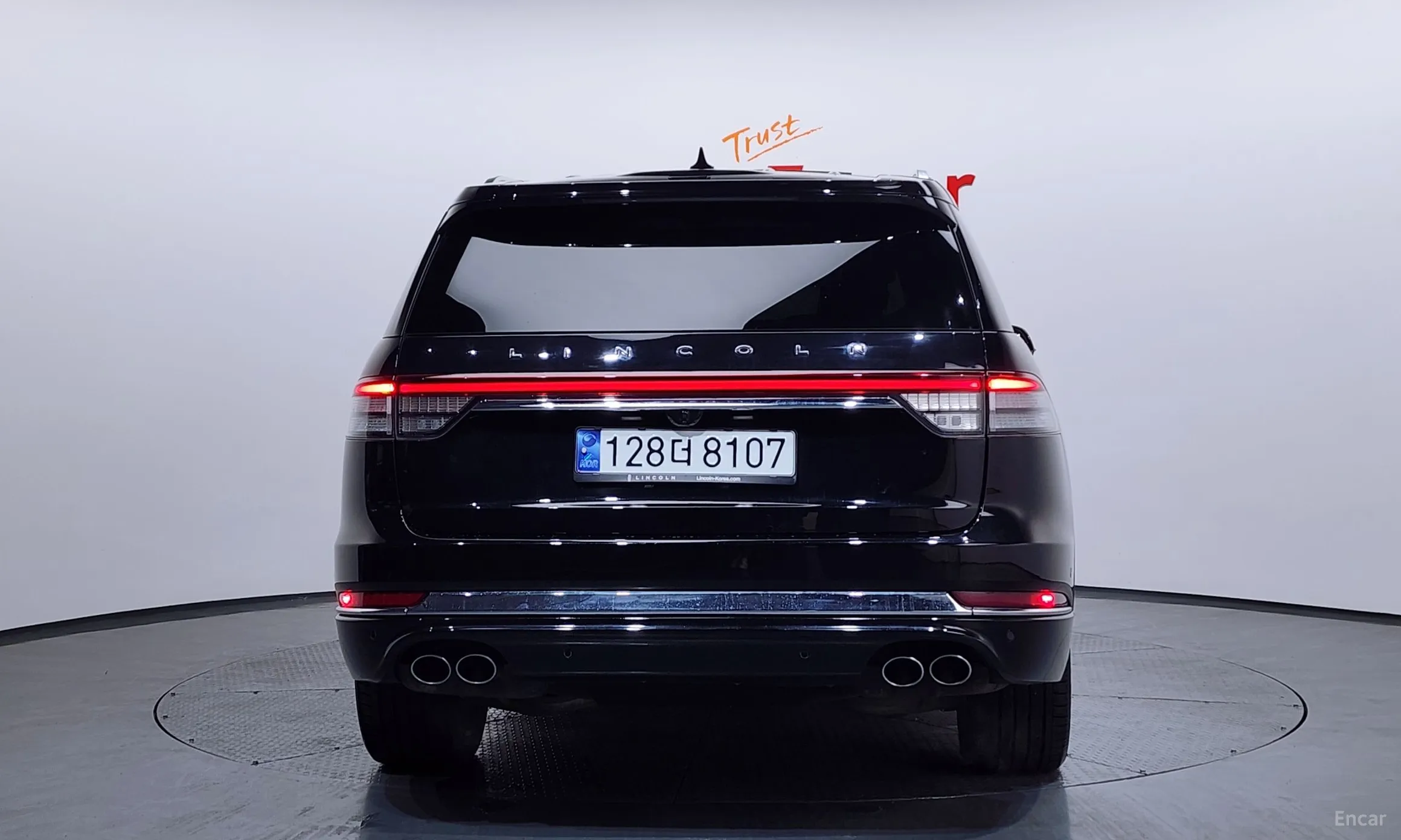 Lincoln Aviator 2nd Generation превью 4