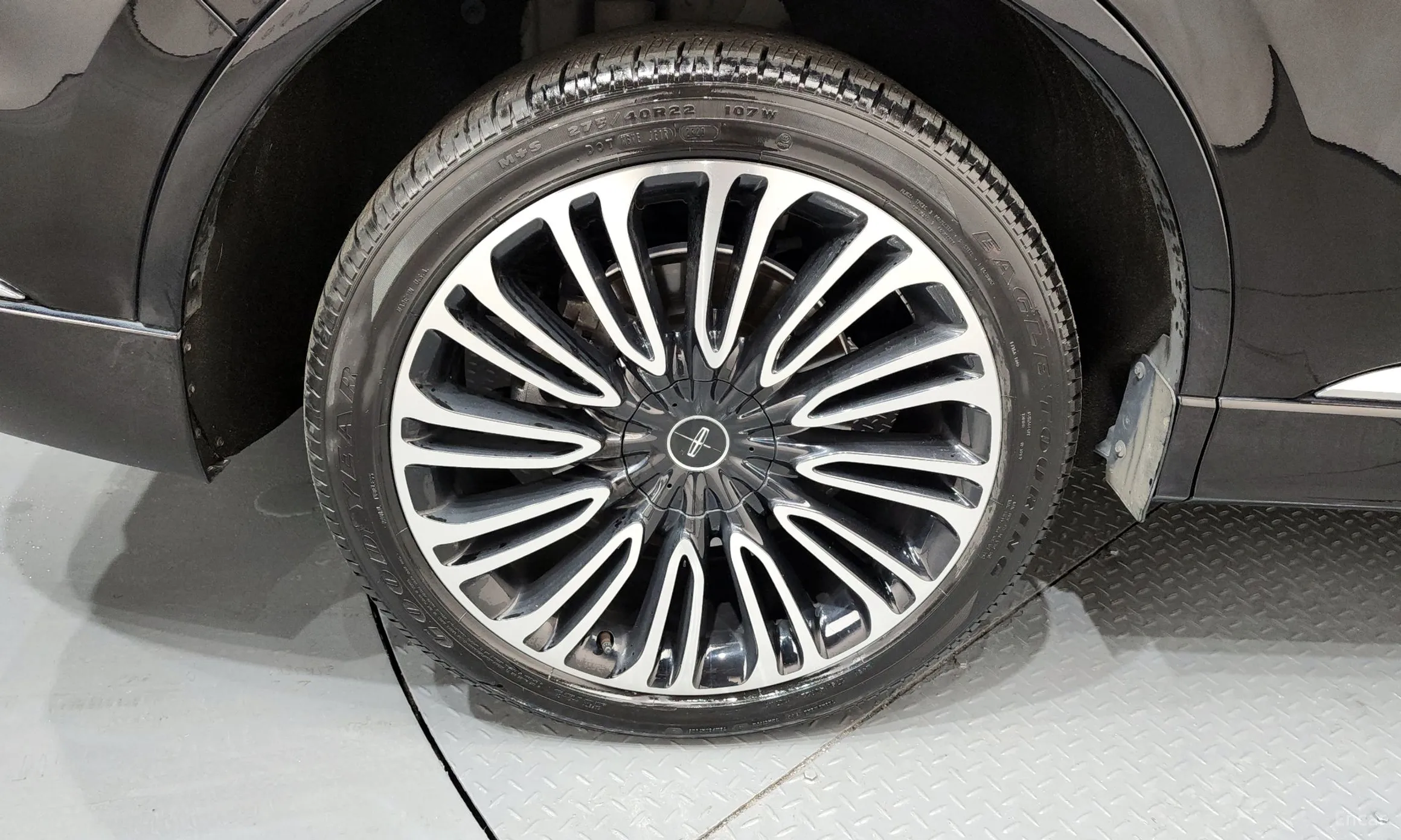 Lincoln Aviator 2nd Generation превью 5