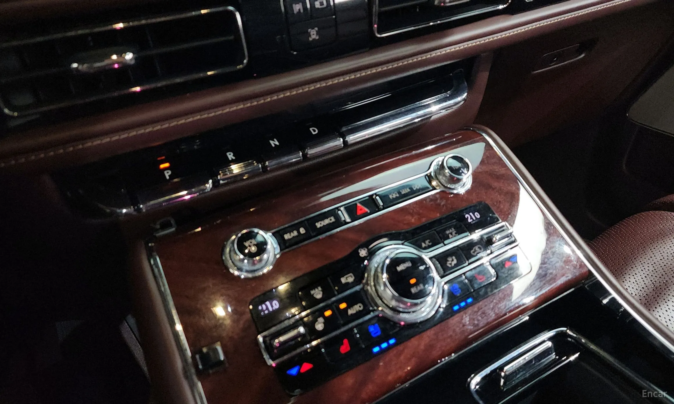 Lincoln Aviator 2nd Generation превью 9