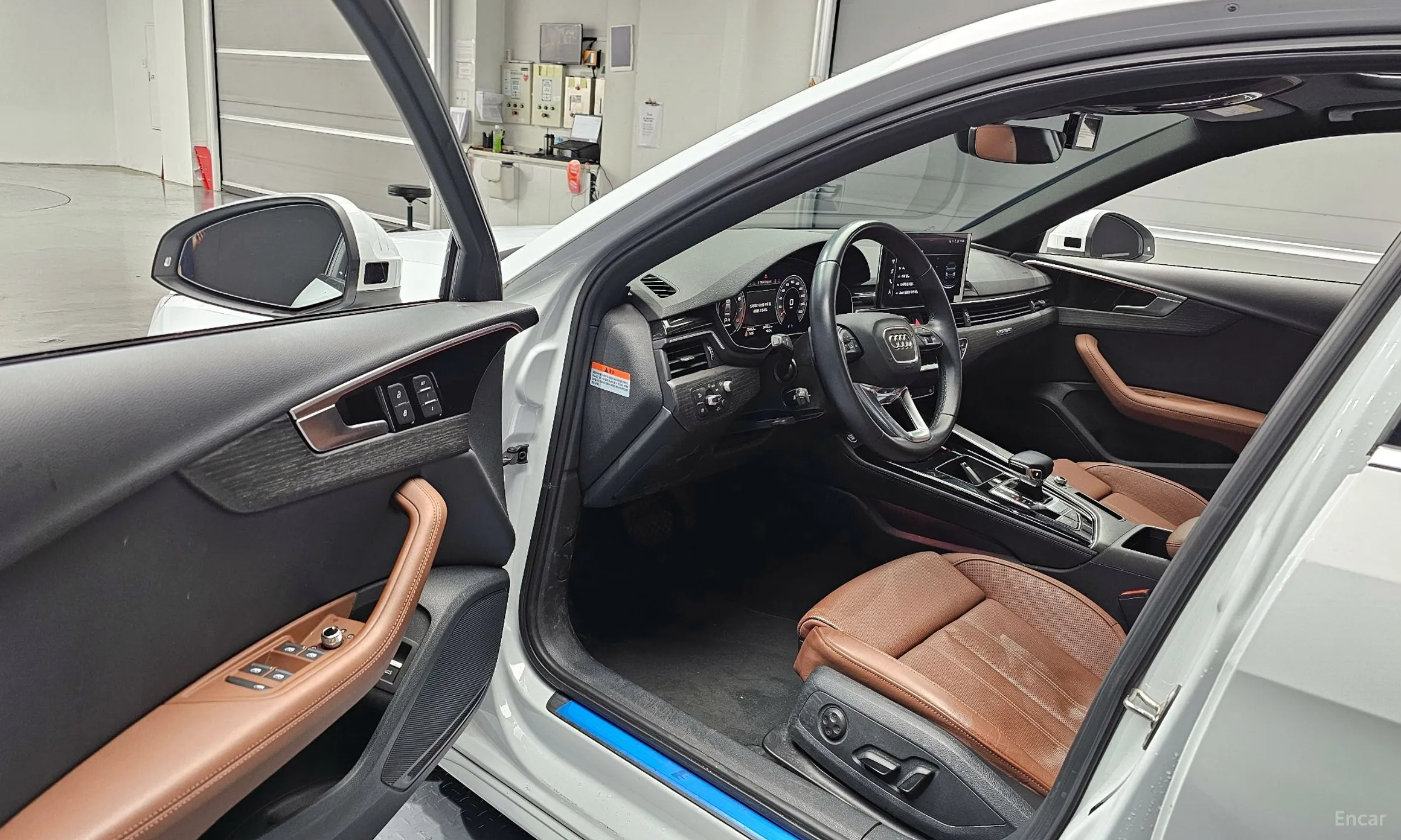 Audi A4 (B9) превью 10