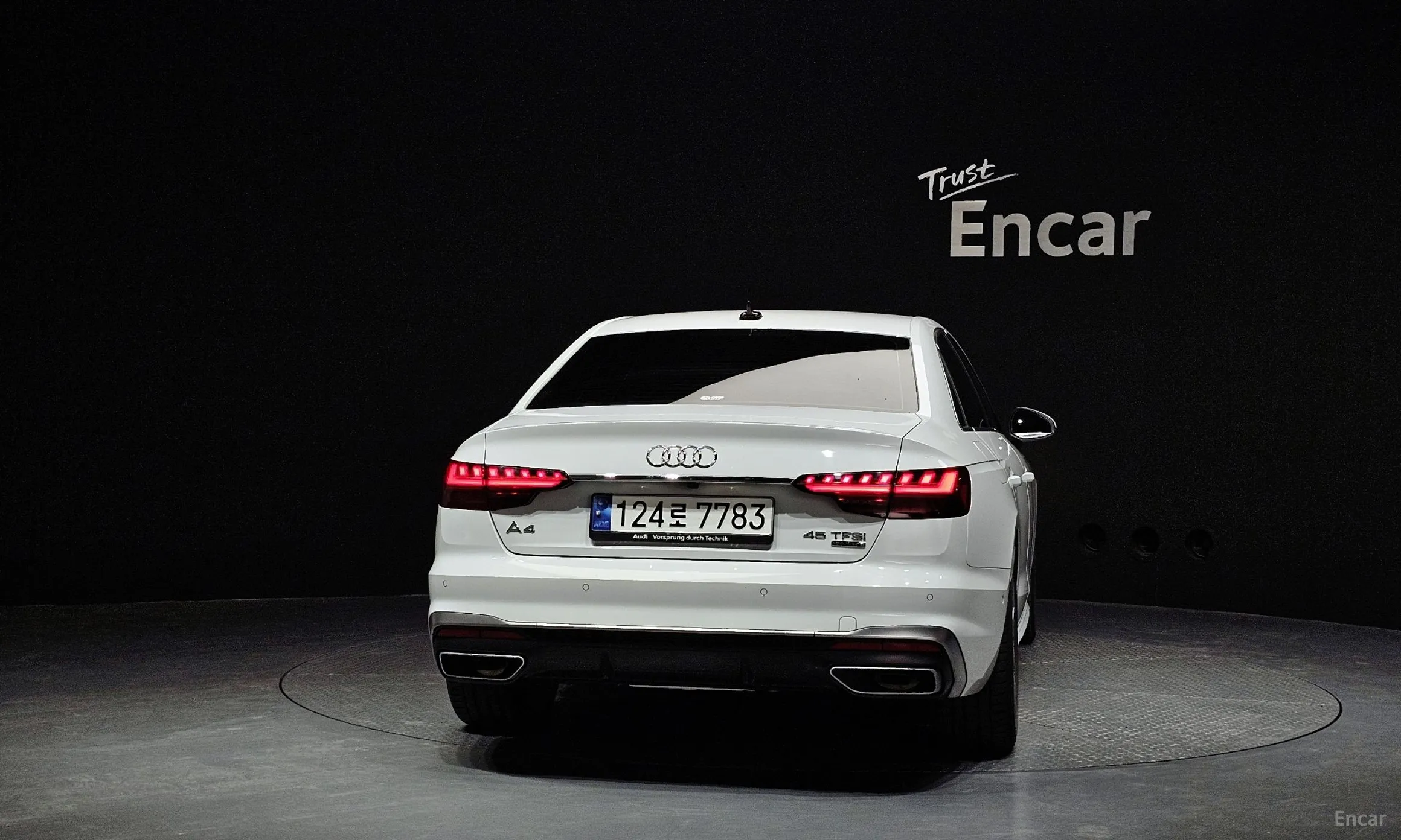 Audi A4 (B9) превью 4